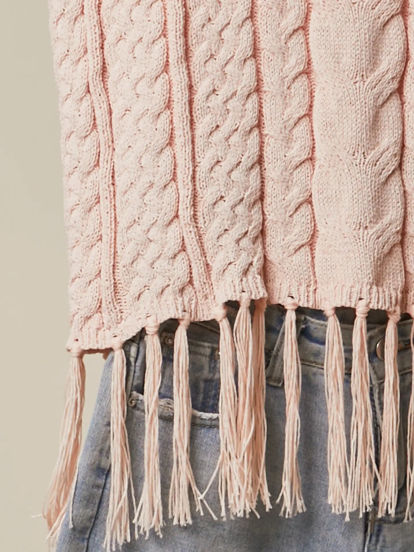 Cable Knit Fringe Crop Top 🩷
