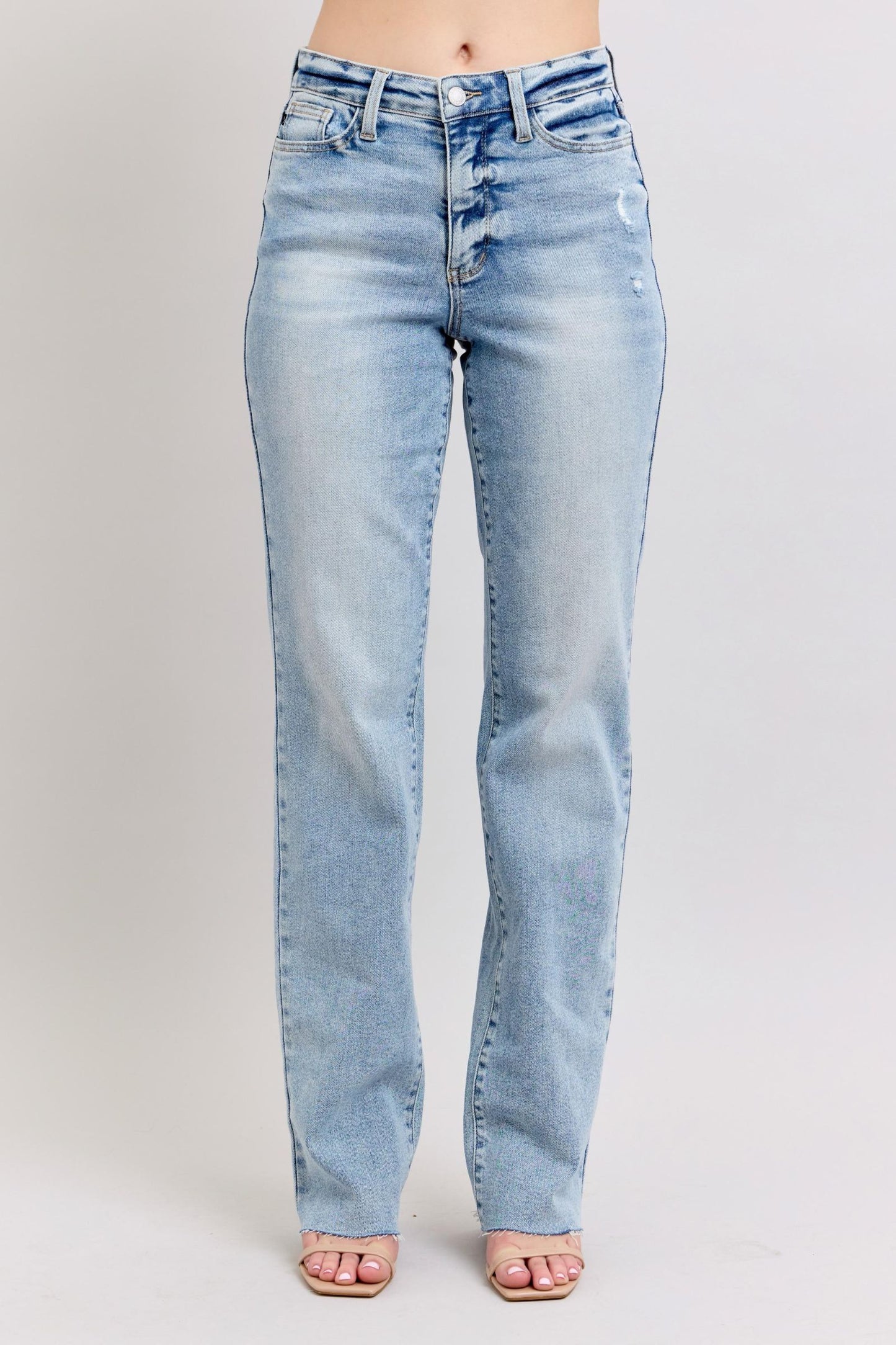 Light Wash Judy Blue Dad Jean ✨