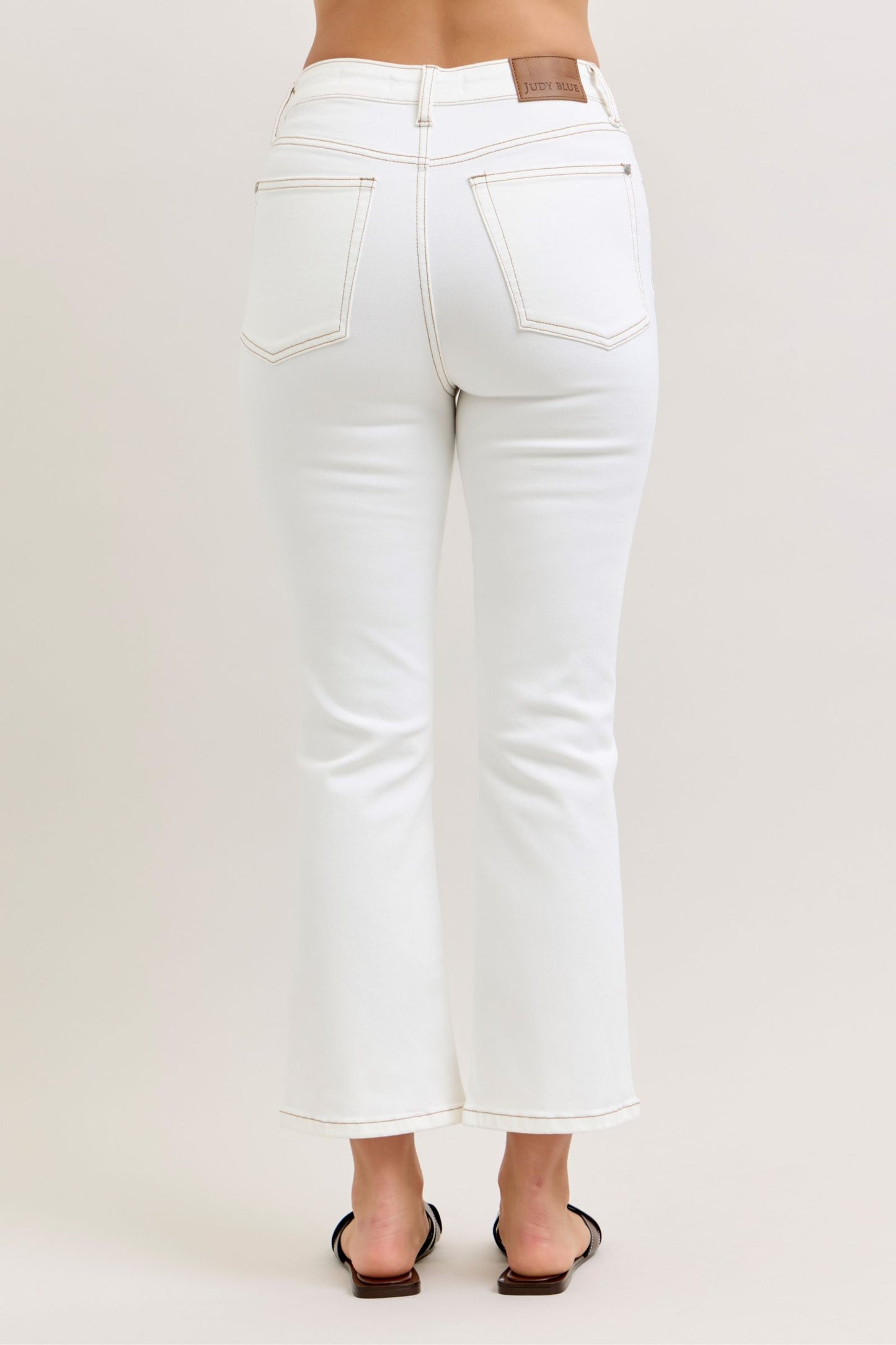White Kick Flare Judy Blue ๐ค