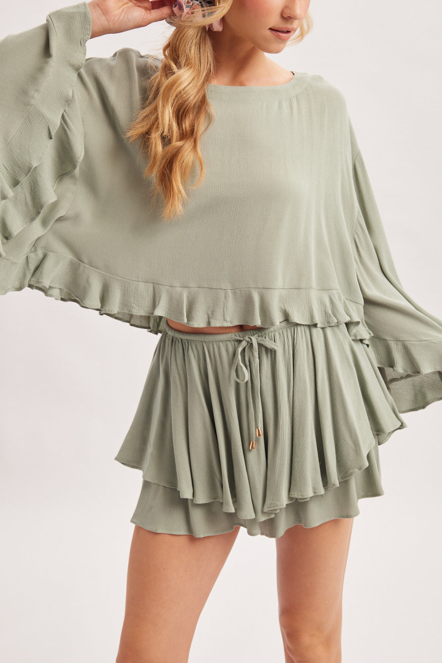 Billowy Bell Sleeve Ruffle Hem Top ✨
