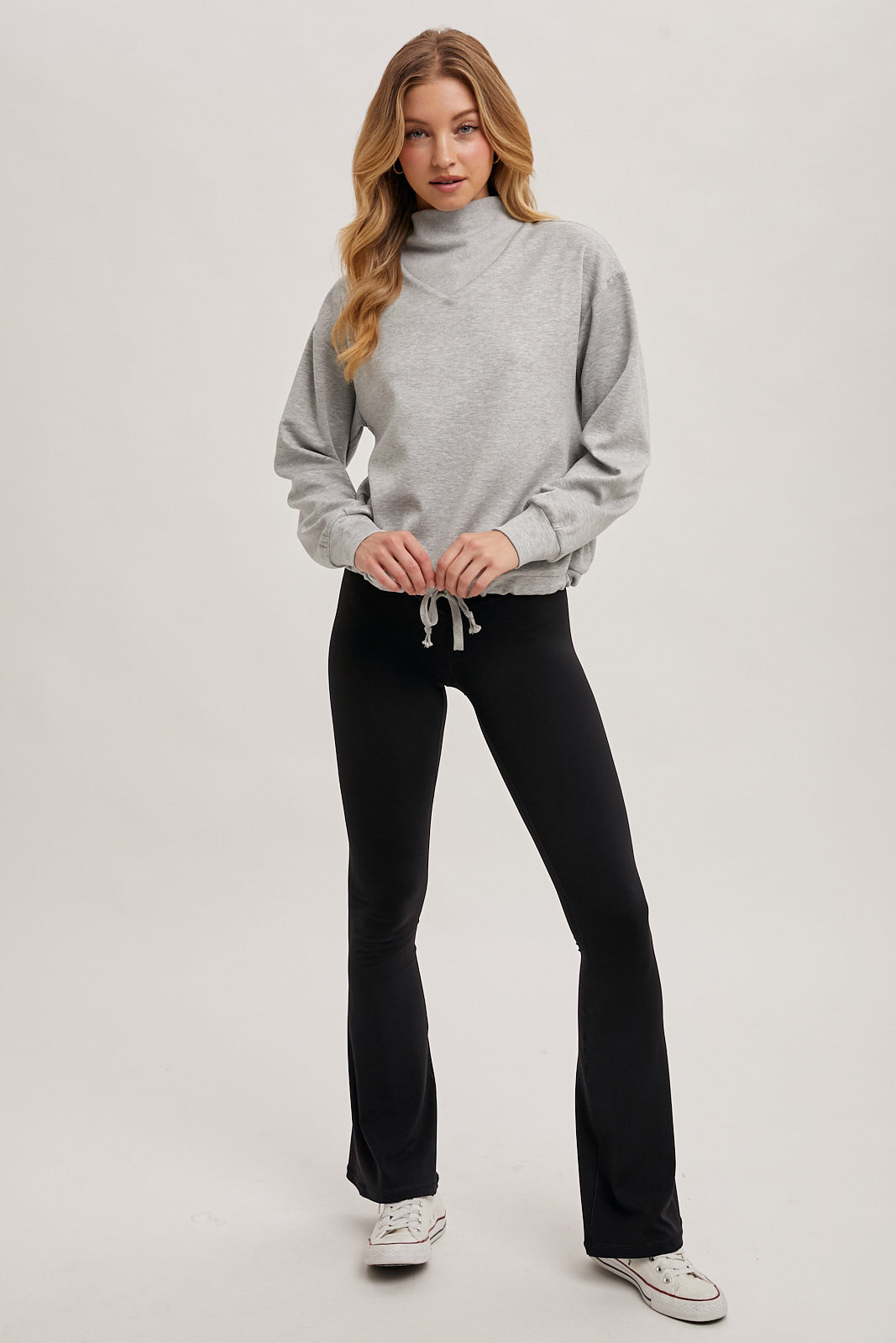 Drawstring Knit Pullover š©¶