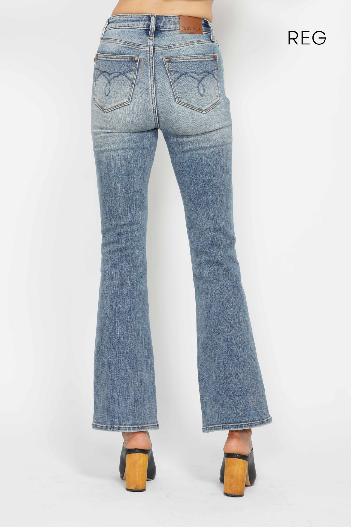 Tummy Control Regular Inseam Embroidered Bootcut Judy Blue *runs small, size up