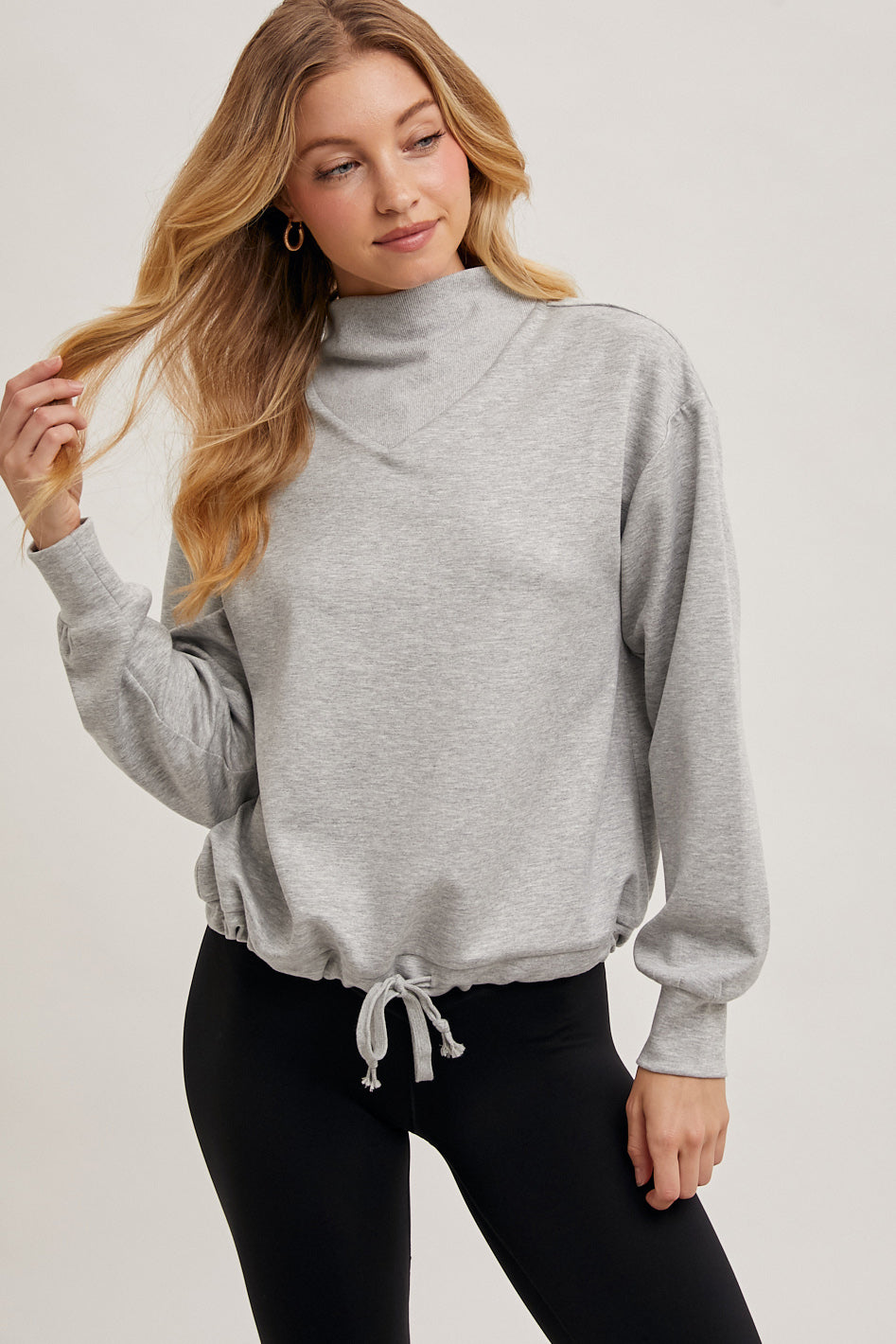 Drawstring Knit Pullover š©¶