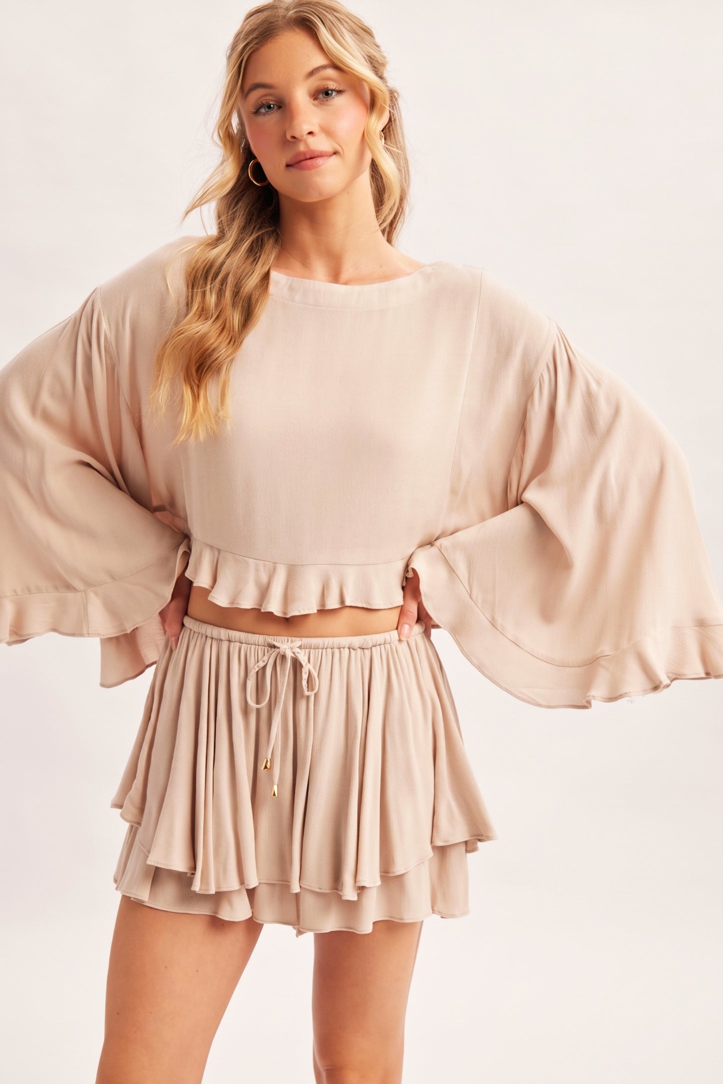 Billowy Bell Sleeve Ruffle Hem Top ✨