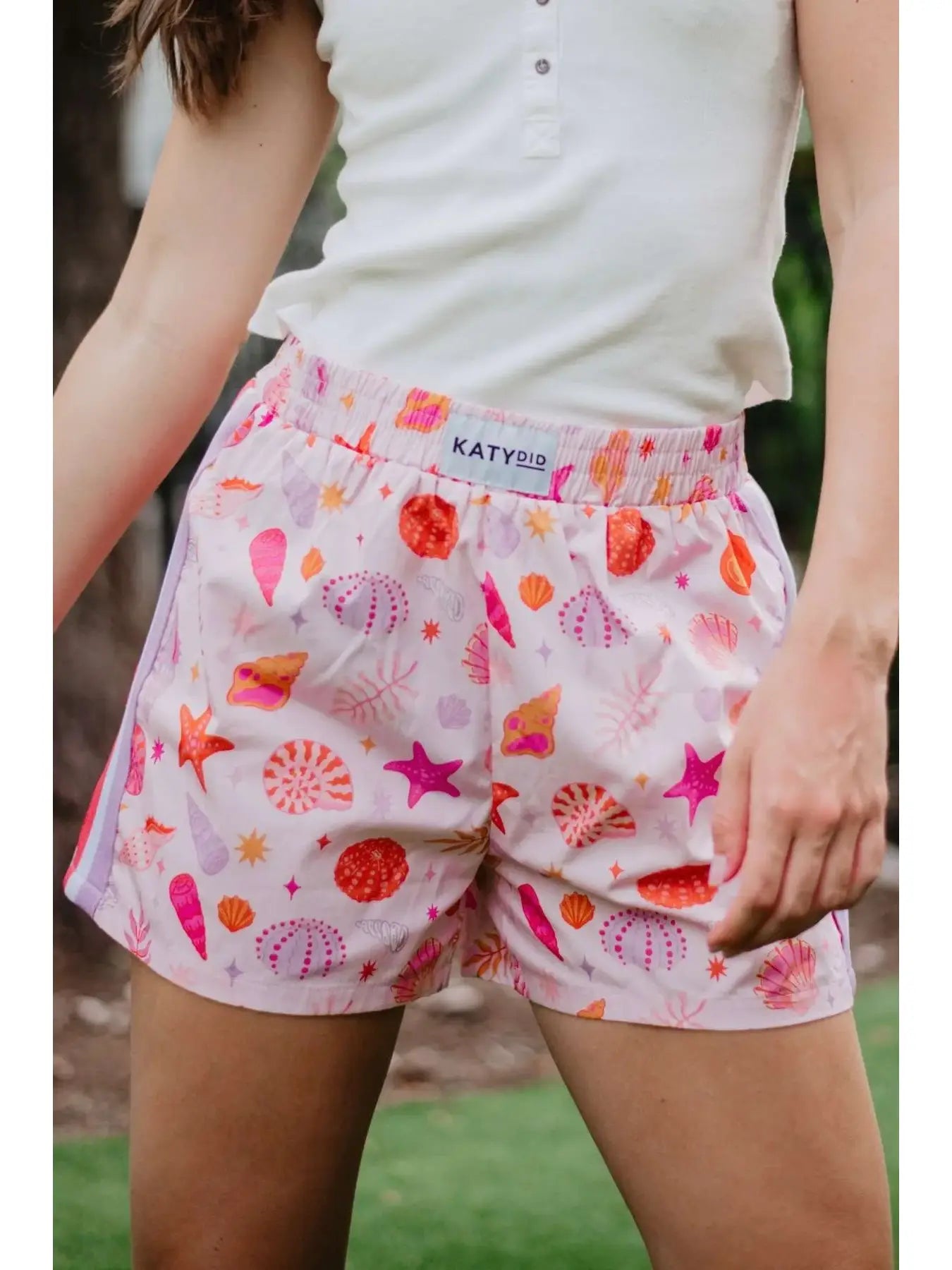 Beach Seashell Shorts 🌊