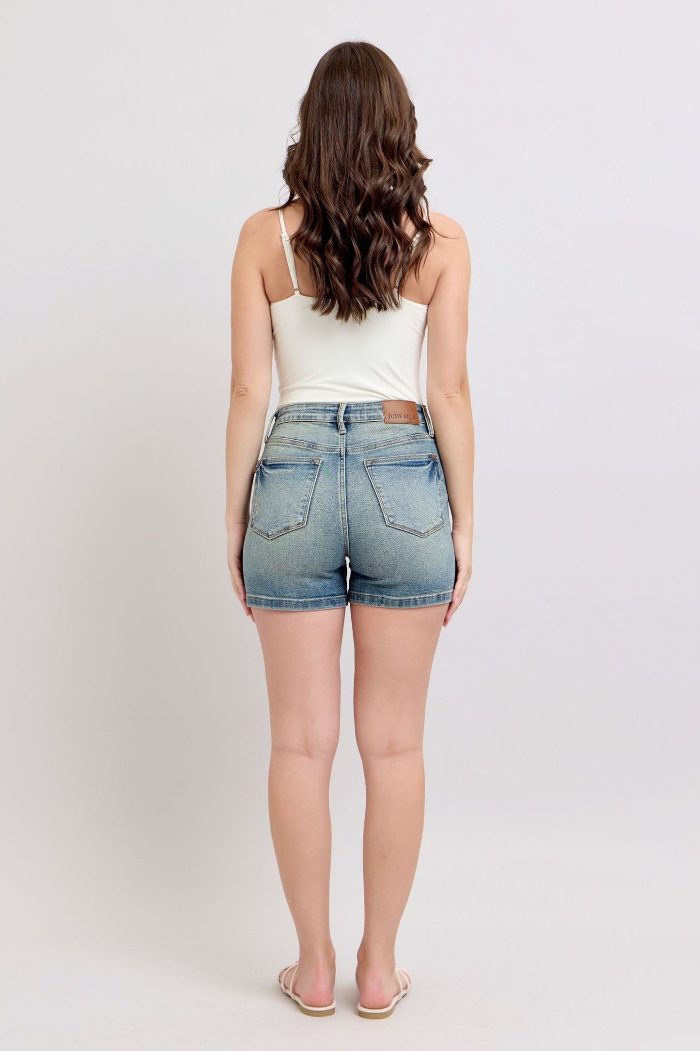 V-Front Vintage Wash Judy Blue Shorts
