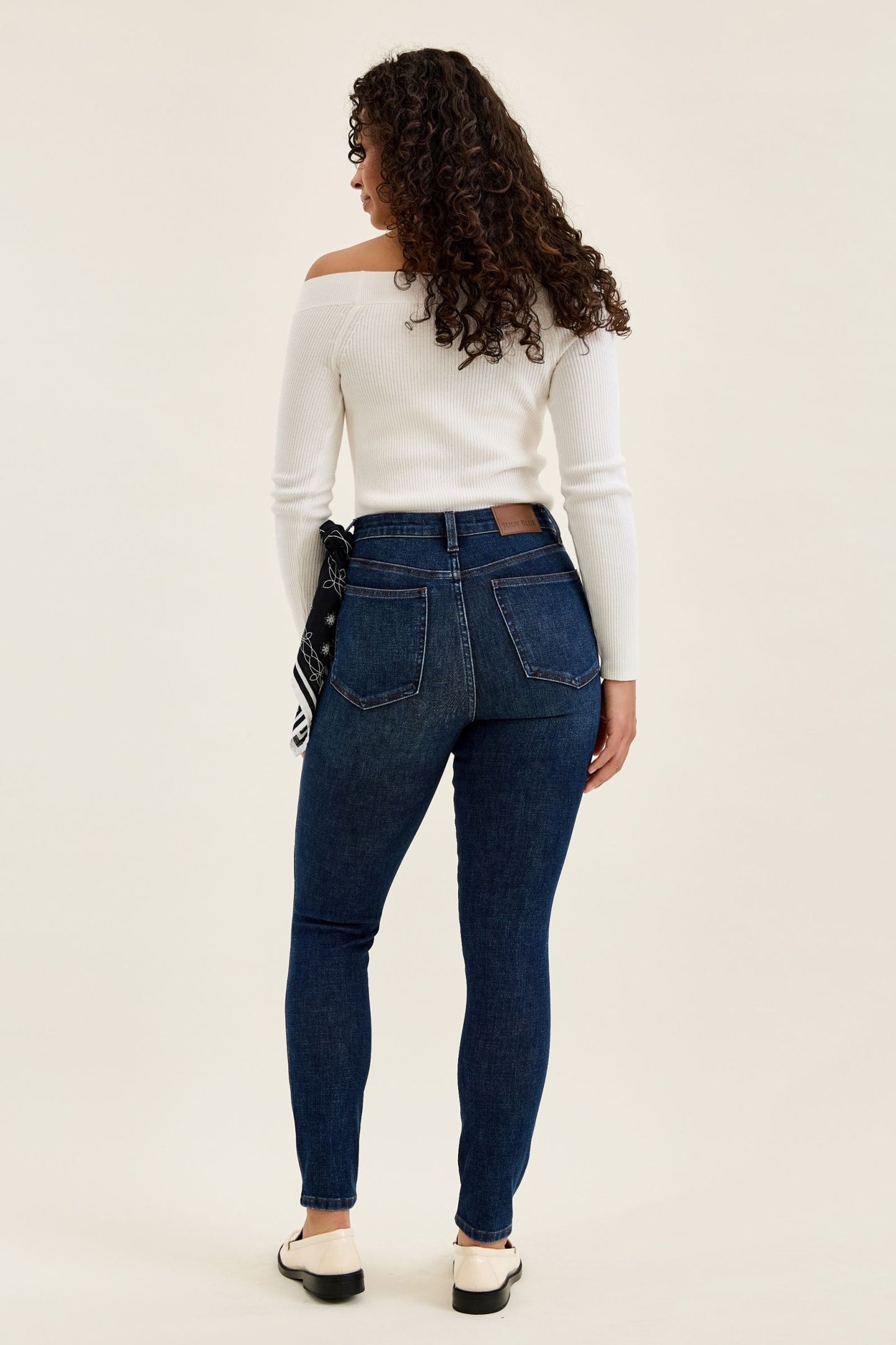 SIENNA Skinny w/ Bandana Loop Judy Blue