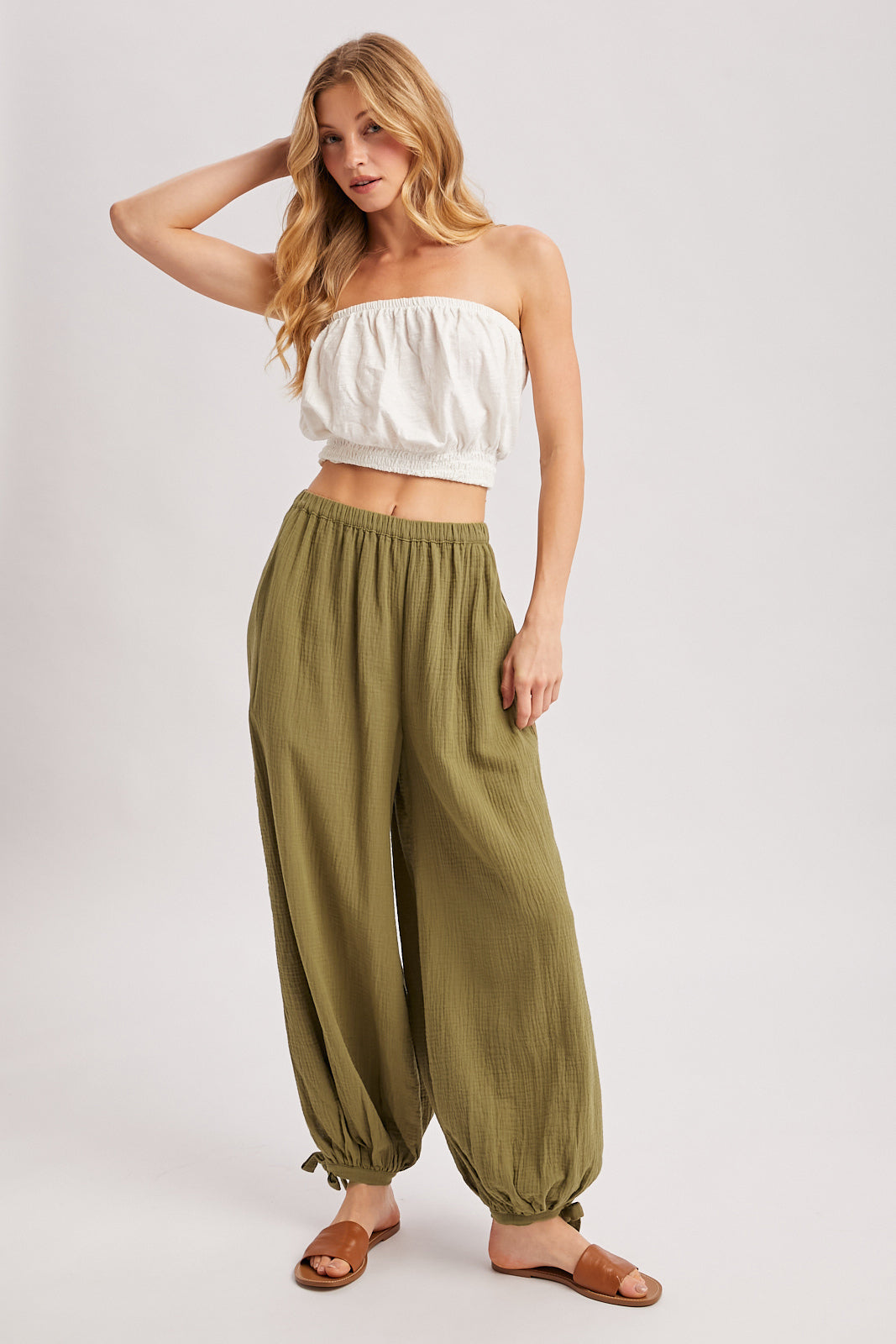 Crinkled Gauze Jogger Pants (Olive)