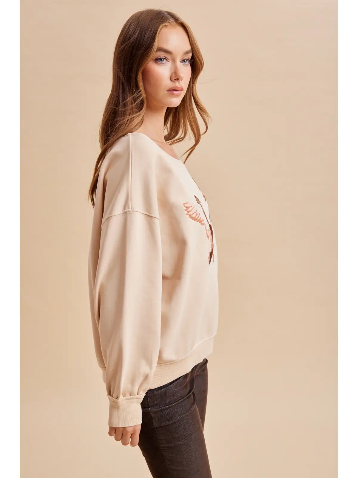 Embroidered Duck Pullover (Cashew)