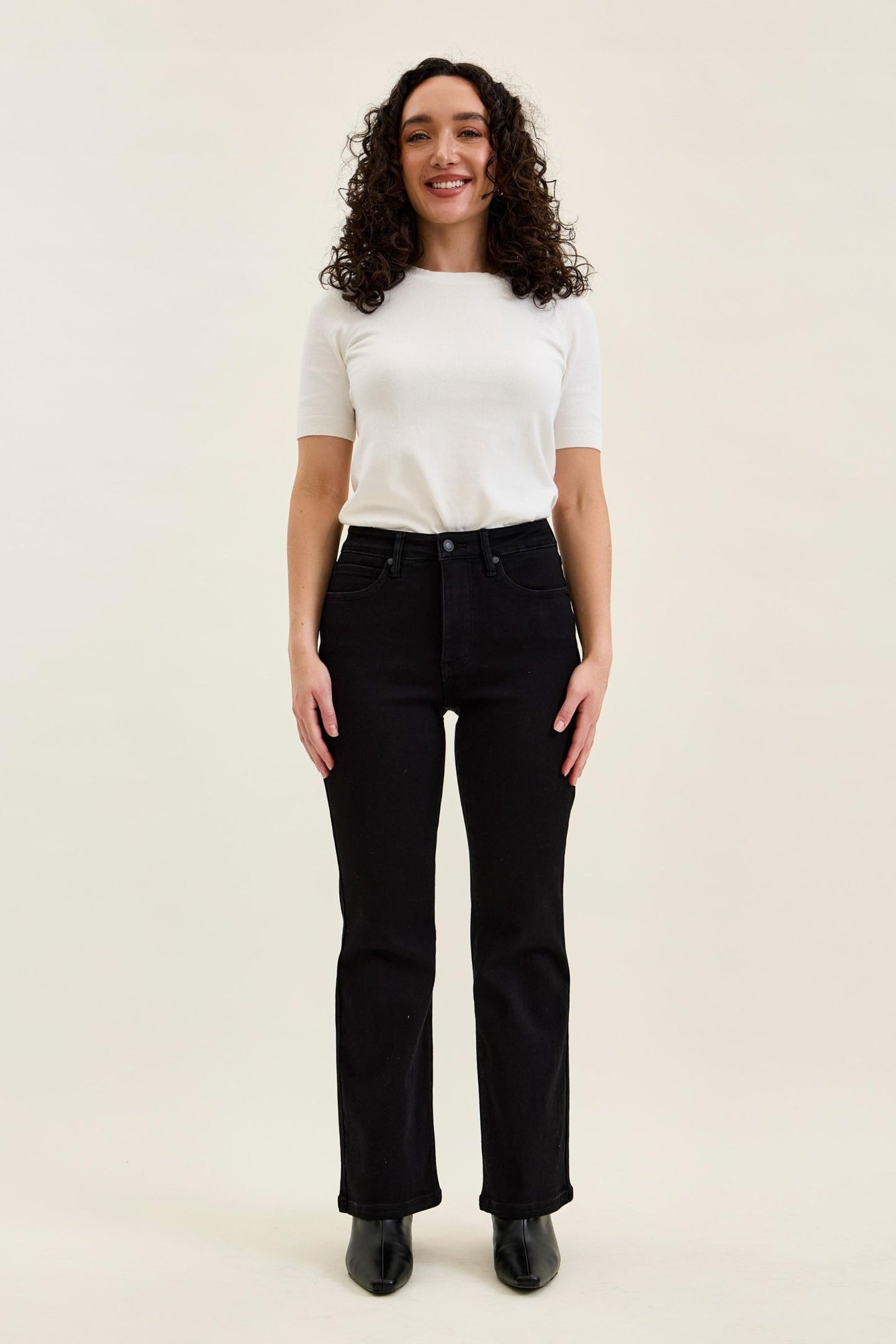 Petite T.C. Bootcut Judy Blue