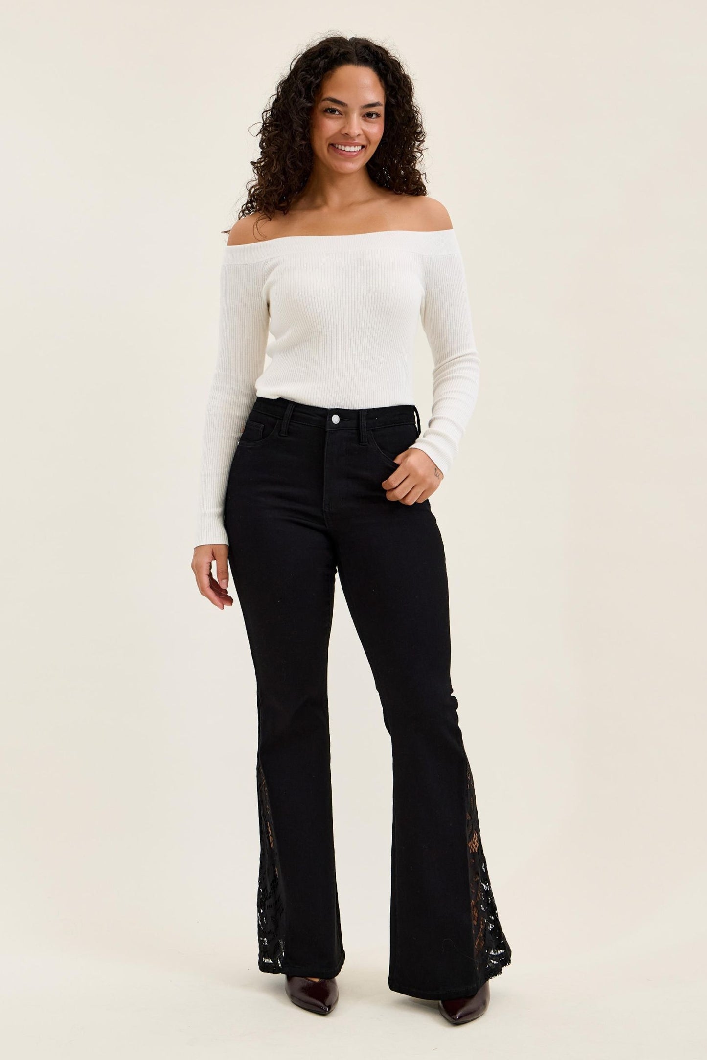 JAQUELINE Lace Hem Detail Shadow Luxe (Regular Inseam)