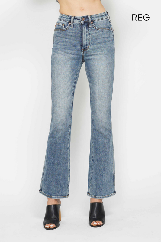 Tummy Control Regular Inseam Embroidered Bootcut Judy Blue *runs small, size up