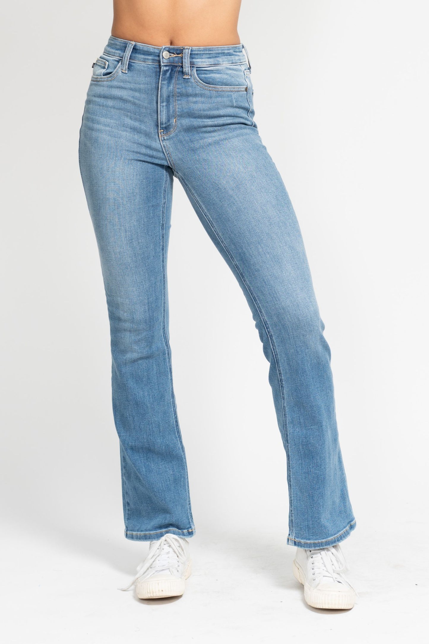 Classic Contrast Wash Bootcut Judy Blue