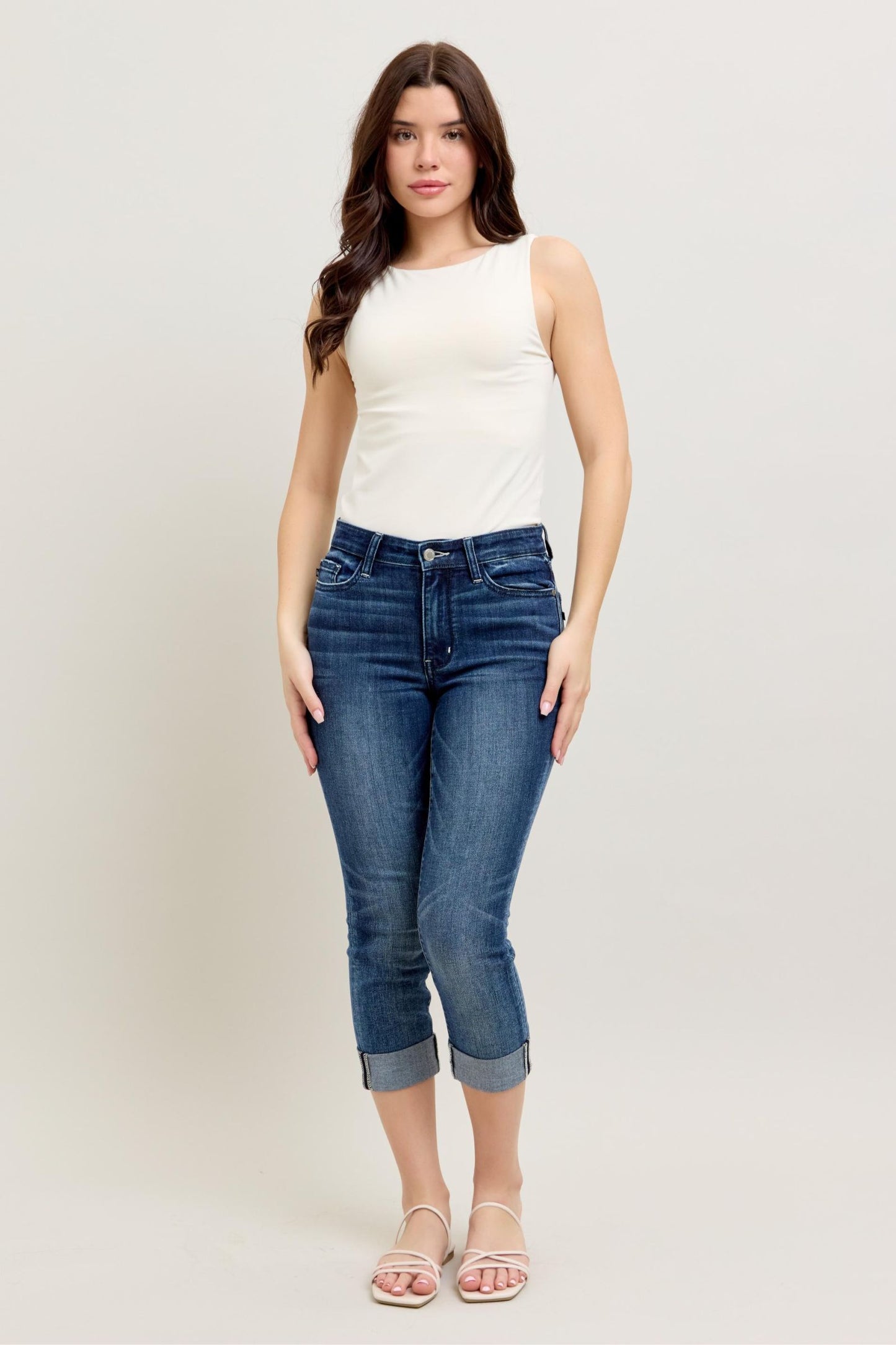 Dark Wash Cuffed Capri Judy Blue