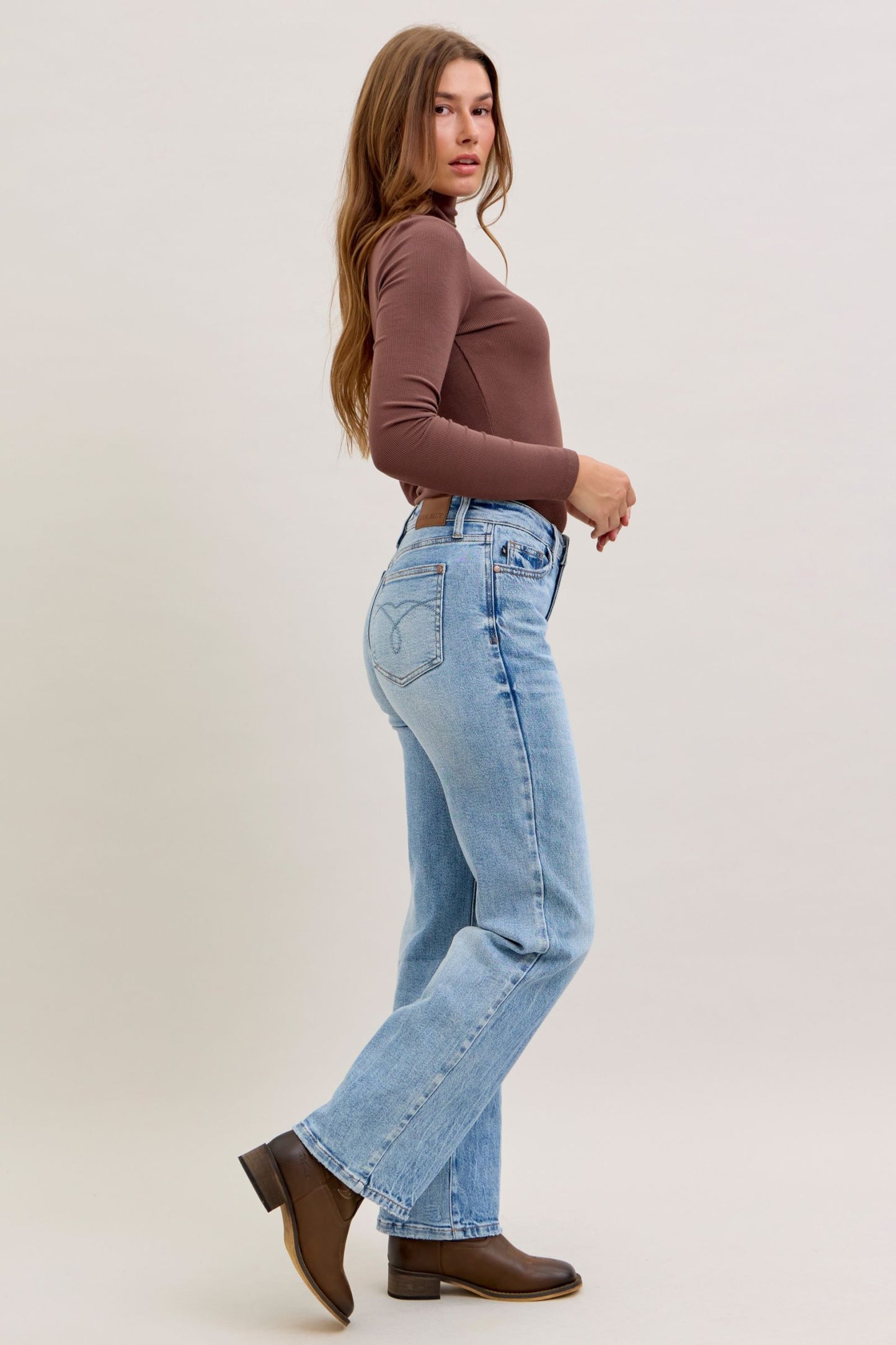Rigid Magic Straight Judy Blue