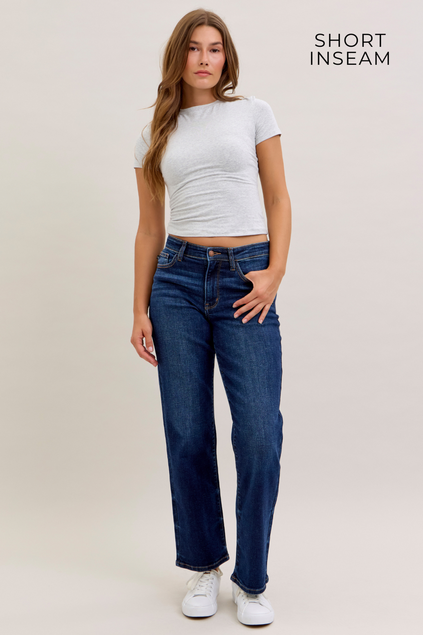 Midrise Straight Judy Blue (Short Inseam)