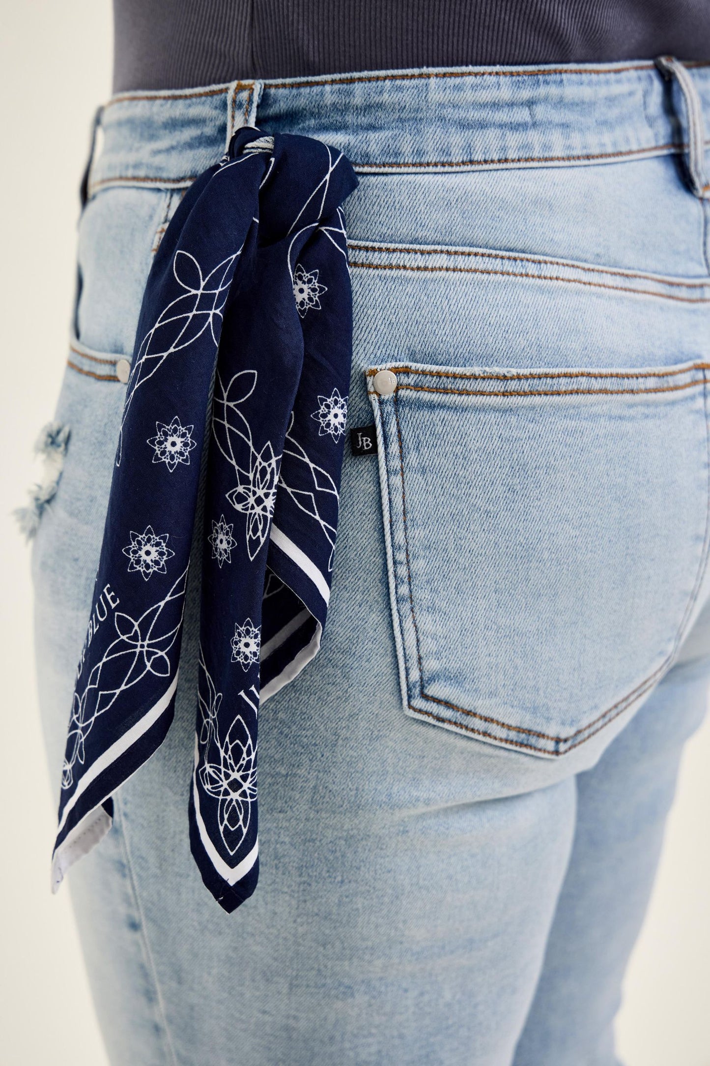 Boyfriend w/ Bandana Loop Judy Blue