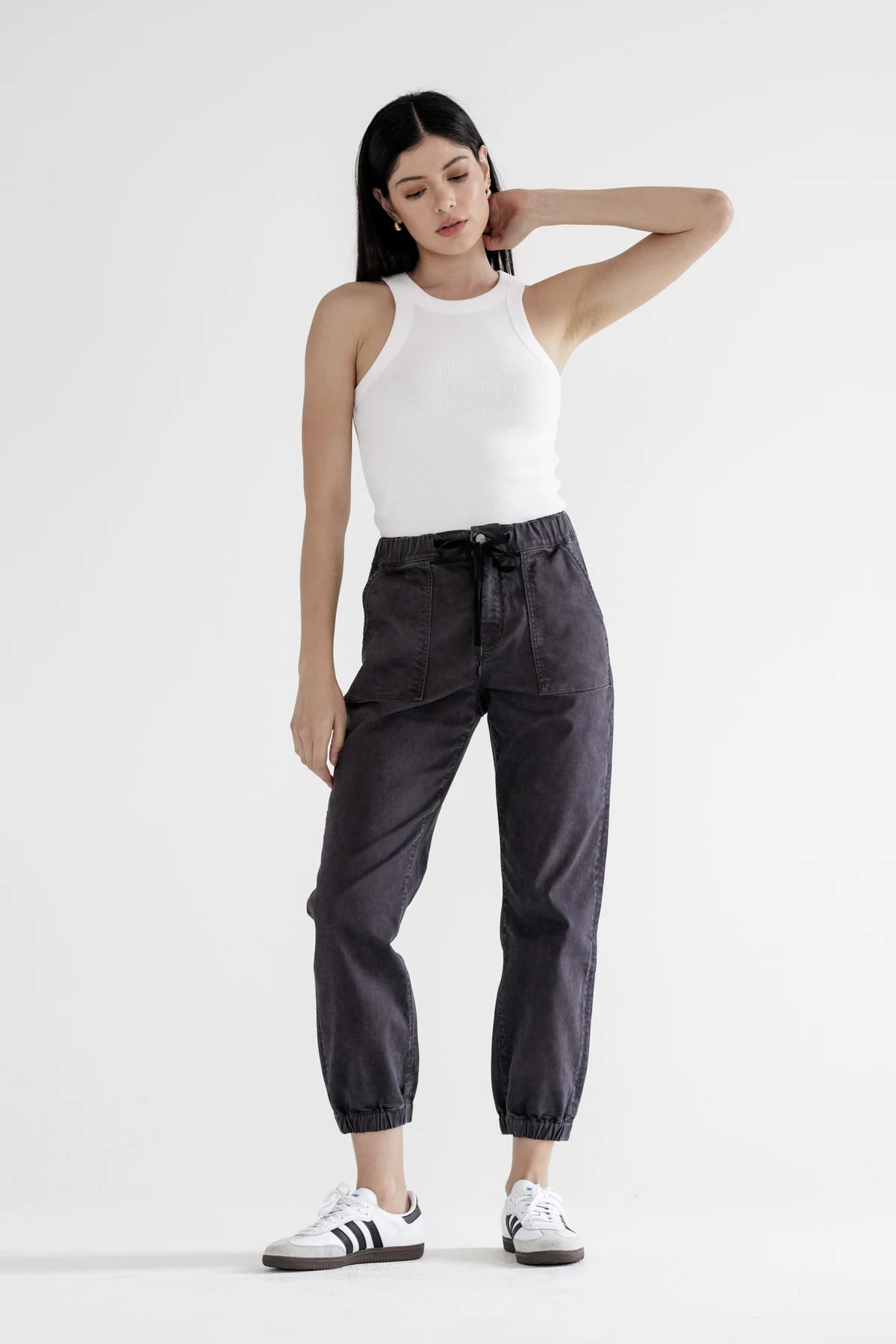 Mica High Rise Jogger Crop (Charcoal)￼