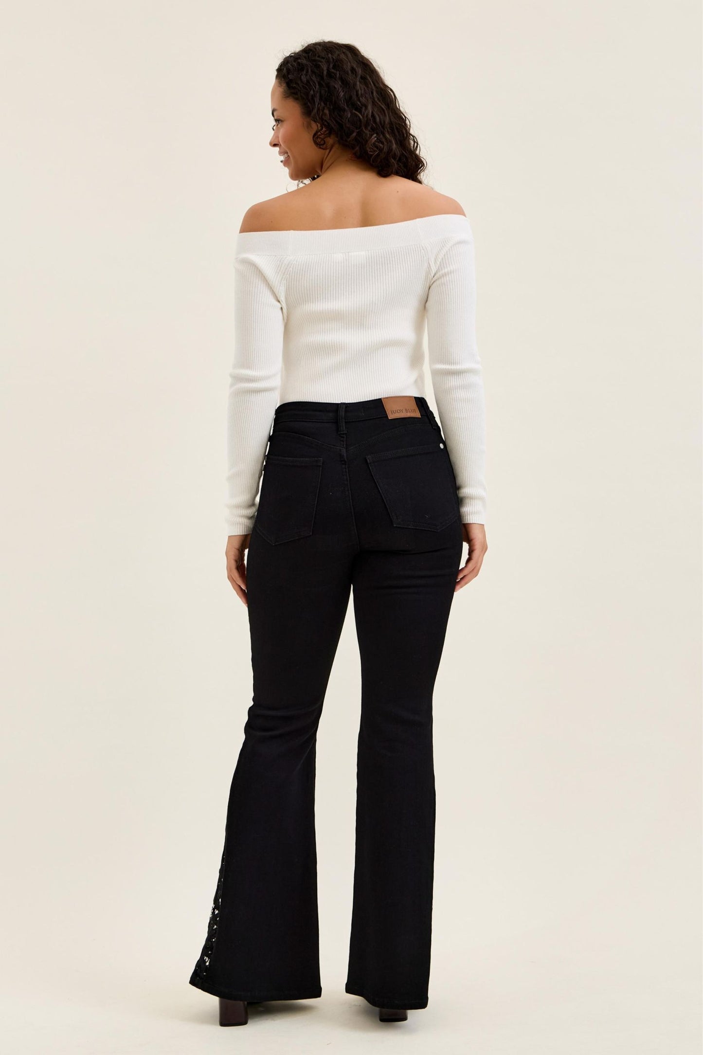 JAQUELINE Lace Hem Detail Shadow Luxe (Regular Inseam)