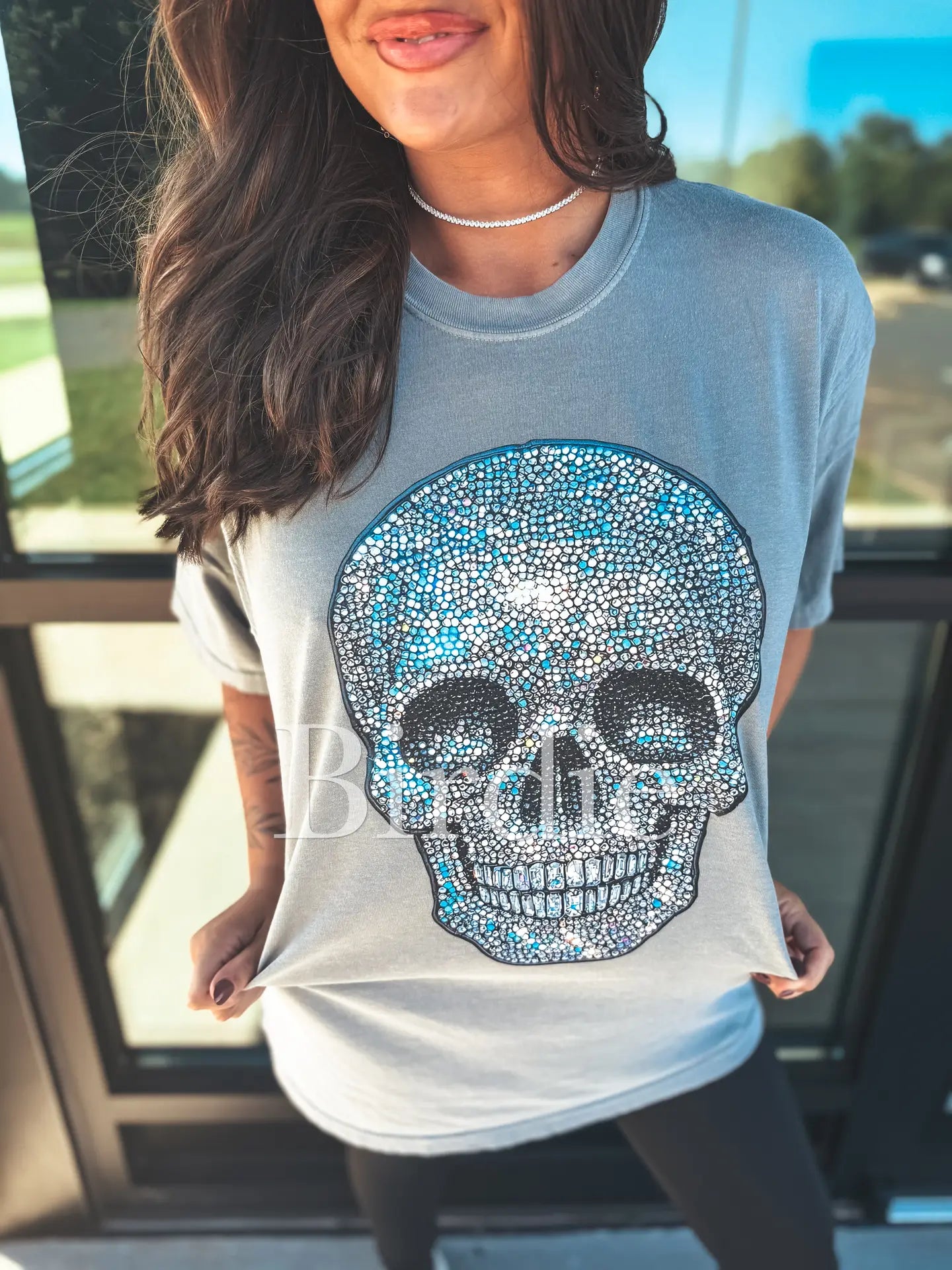 Faux Rhinestone Skull Graphic Tee 🩶