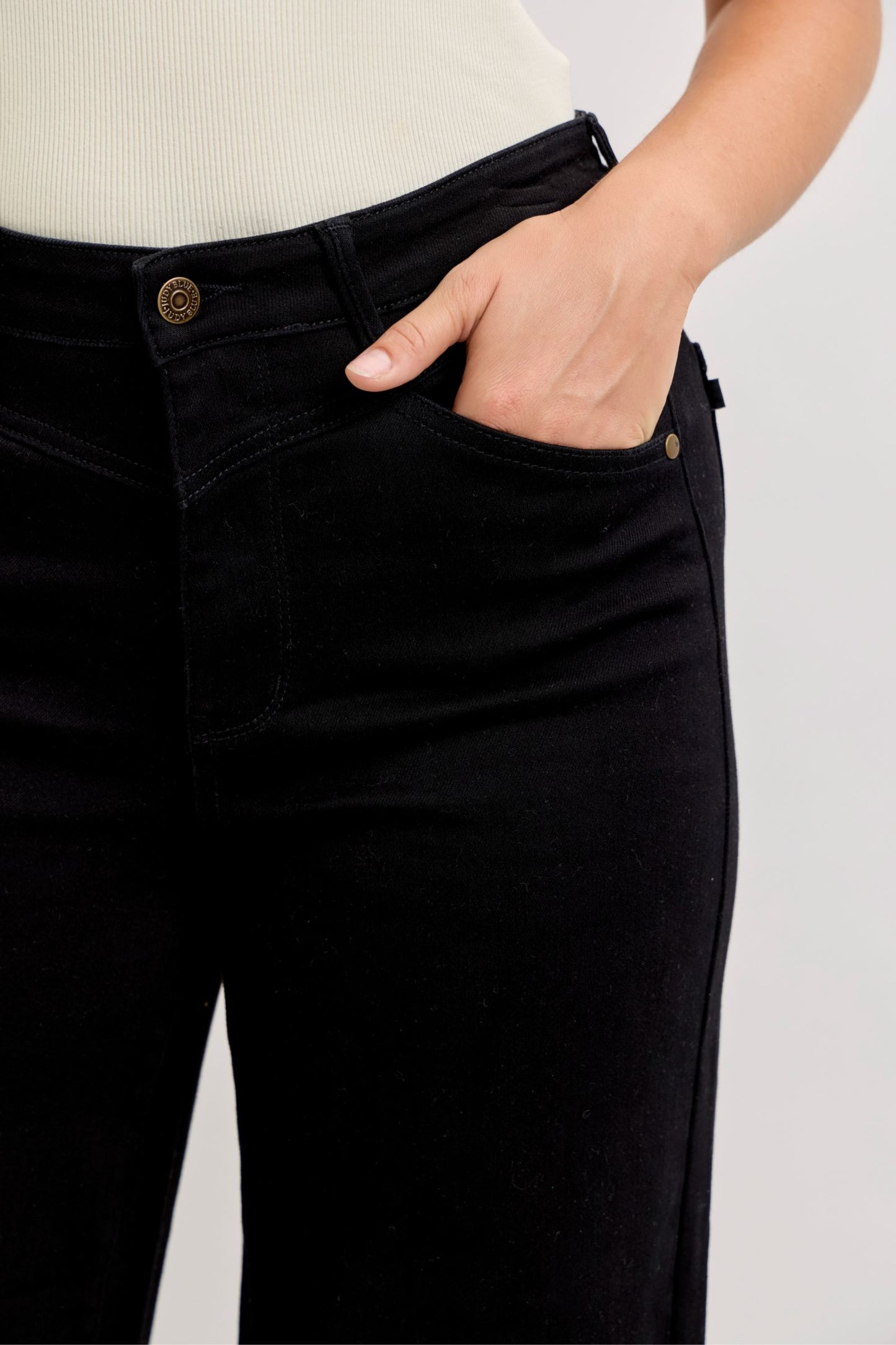 Retro Wide w/ Front Yoke Judy Blue