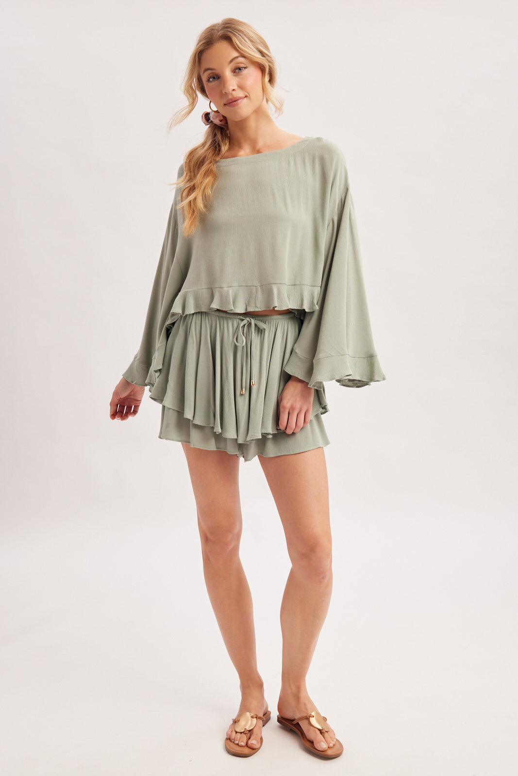Billowy Bell Sleeve Ruffle Hem Top ✨
