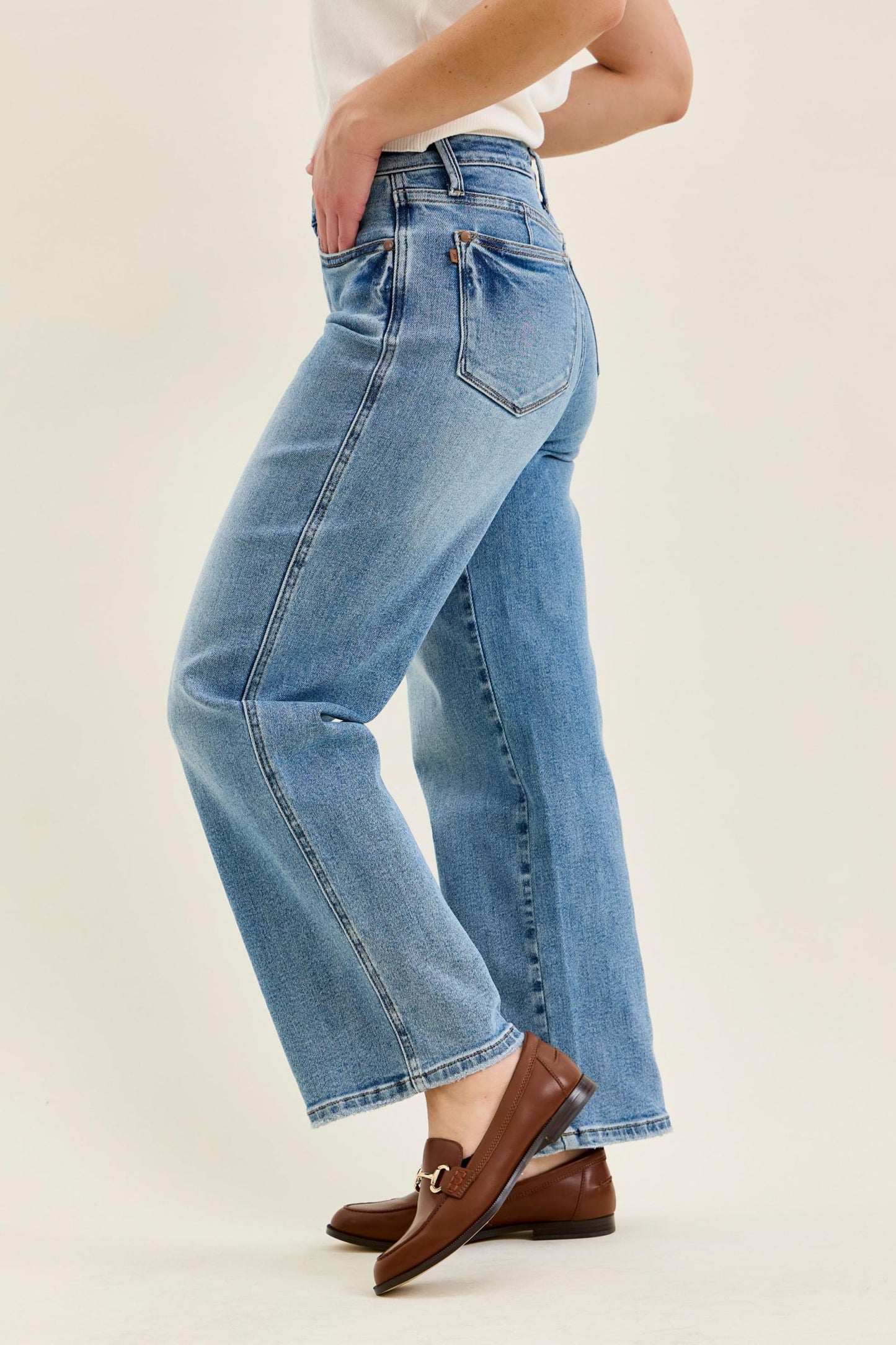 Petite Tummy Control Vintage Wash Straight Judy Blue