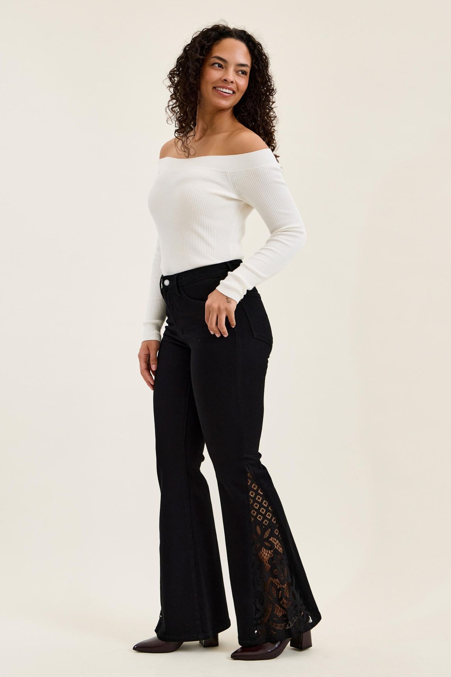 JAQUELINE Lace Hem Detail Shadow Luxe (Regular Inseam)