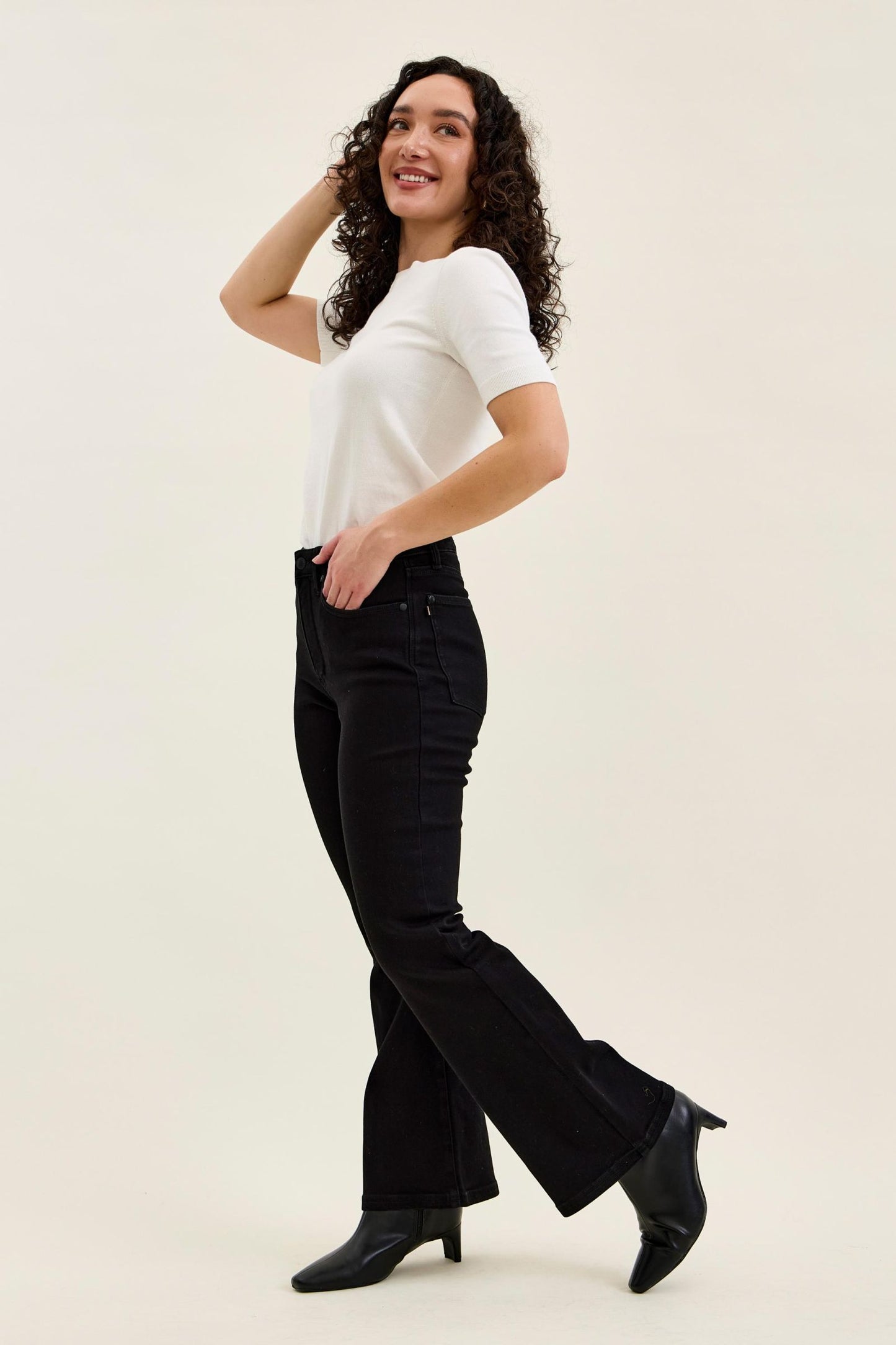 Petite T.C. Bootcut Judy Blue
