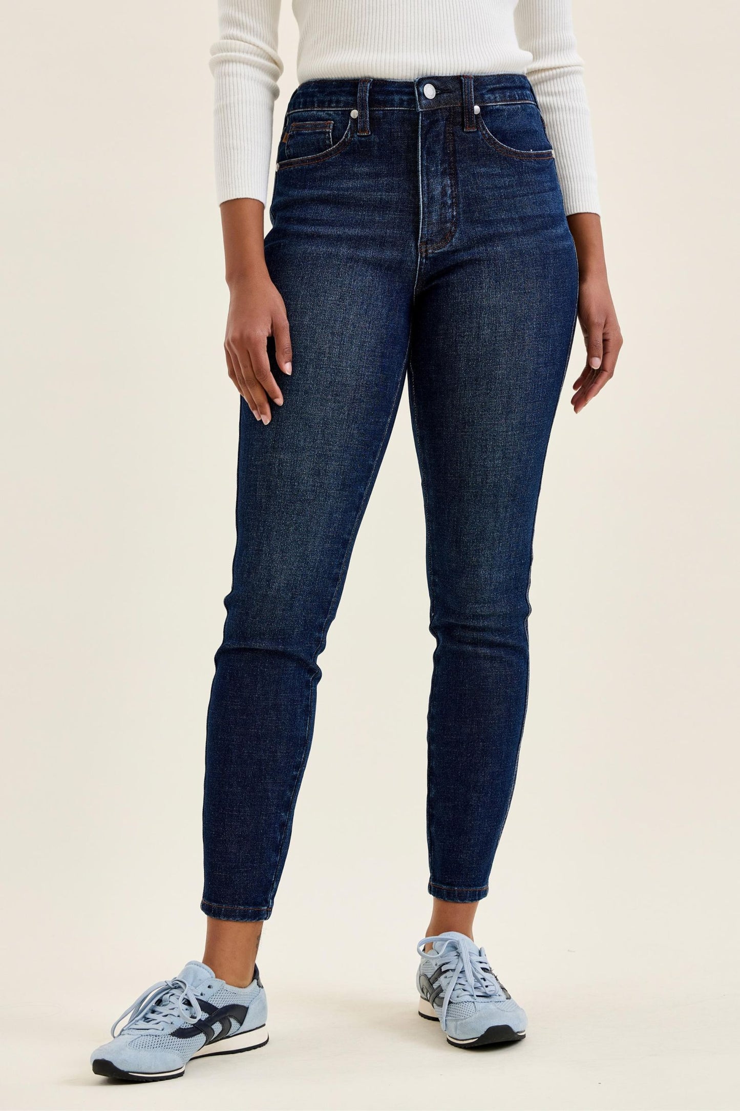 SIENNA Skinny w/ Bandana Loop Judy Blue