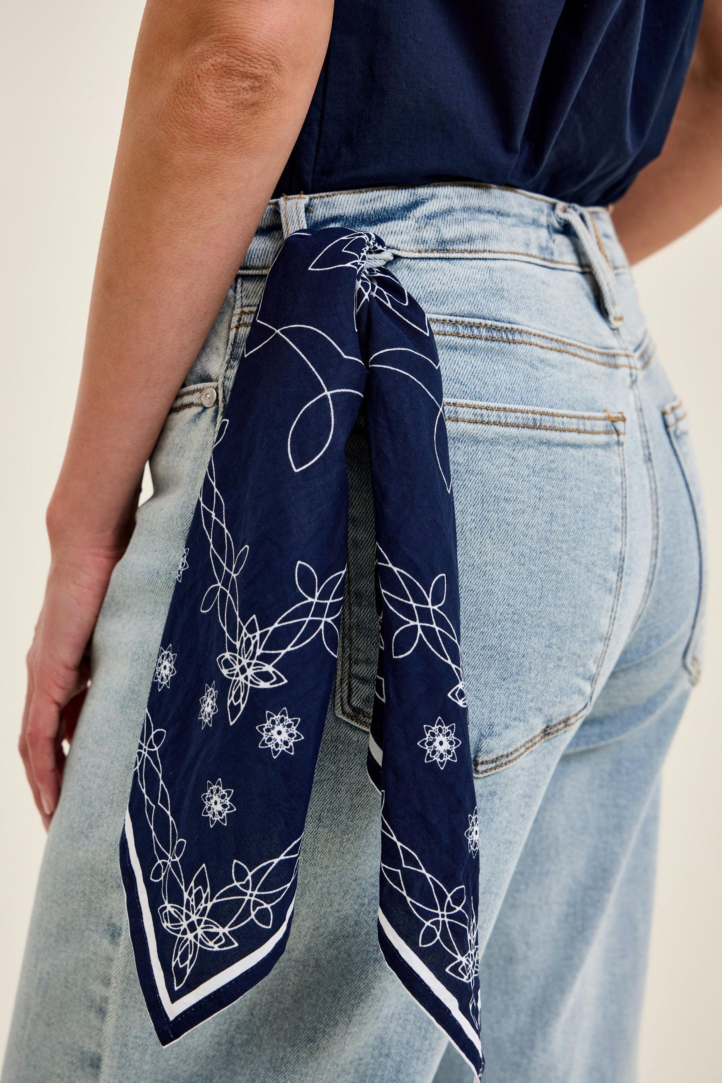 Marlow Arc Leg w/ Bandana Loop Judy Blue