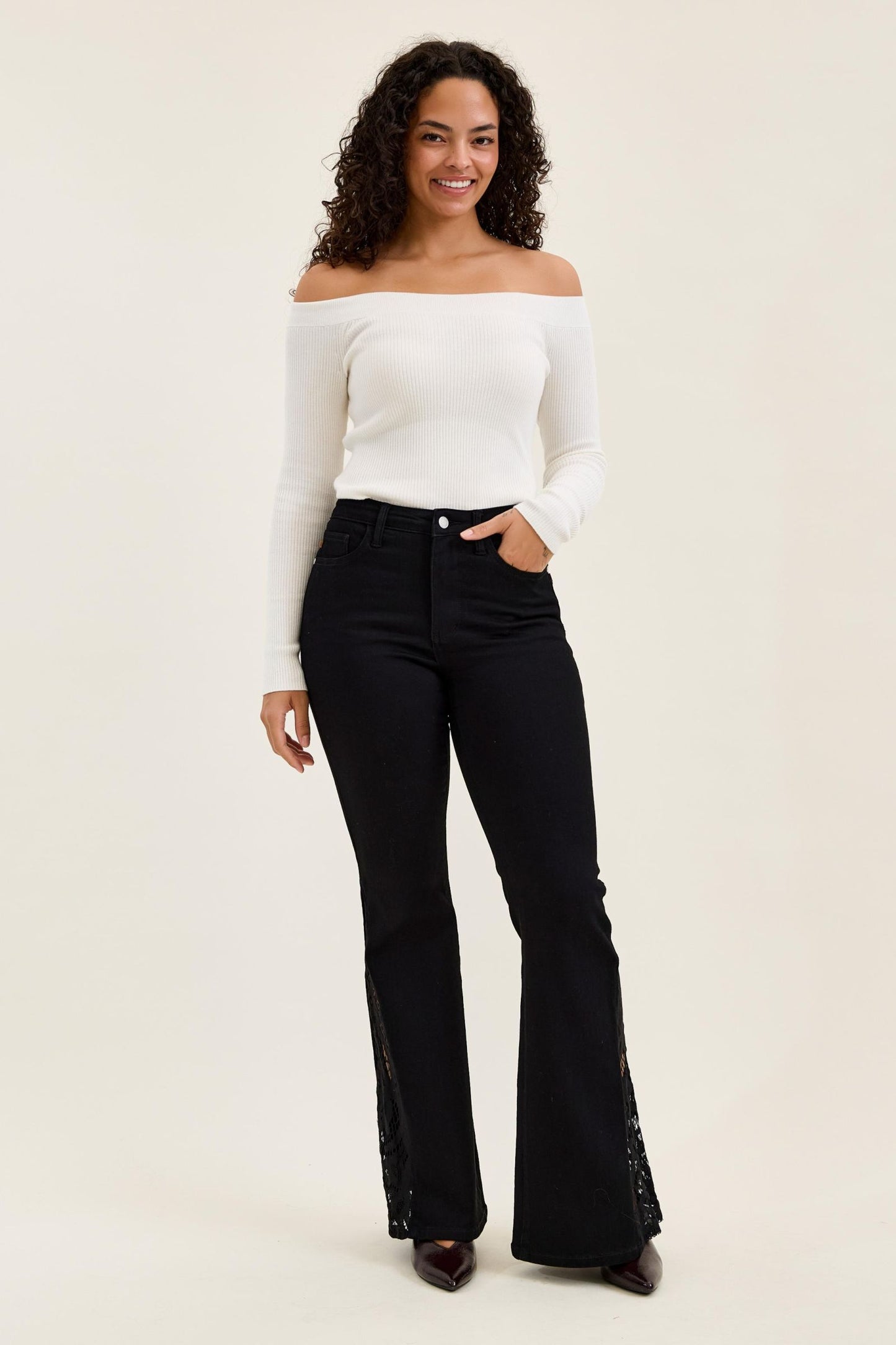 JAQUELINE Lace Hem Detail Shadow Luxe (Regular Inseam)