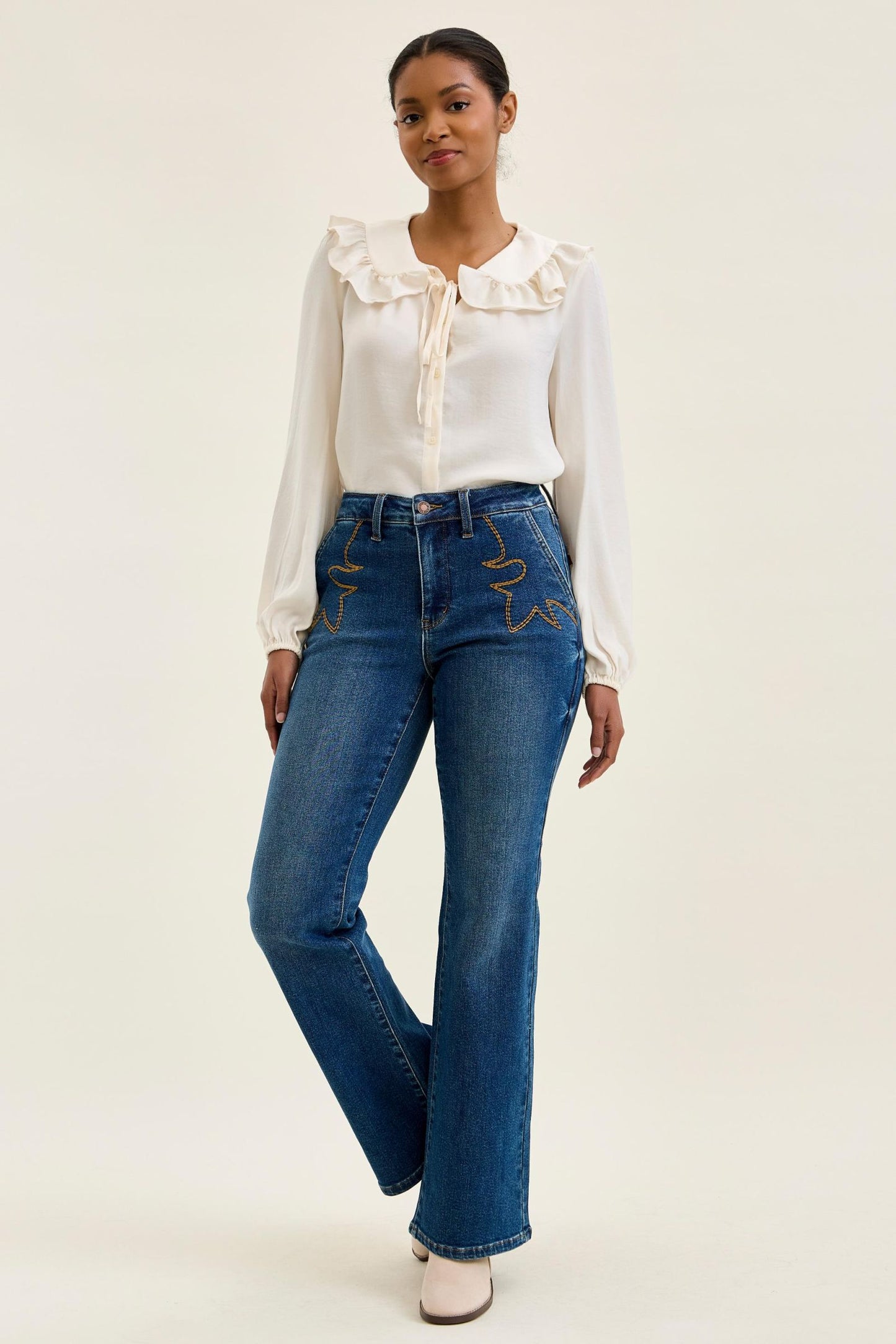 Bootcut w/ Cowboy Boot Stitching Saddle Blue Judy Blue