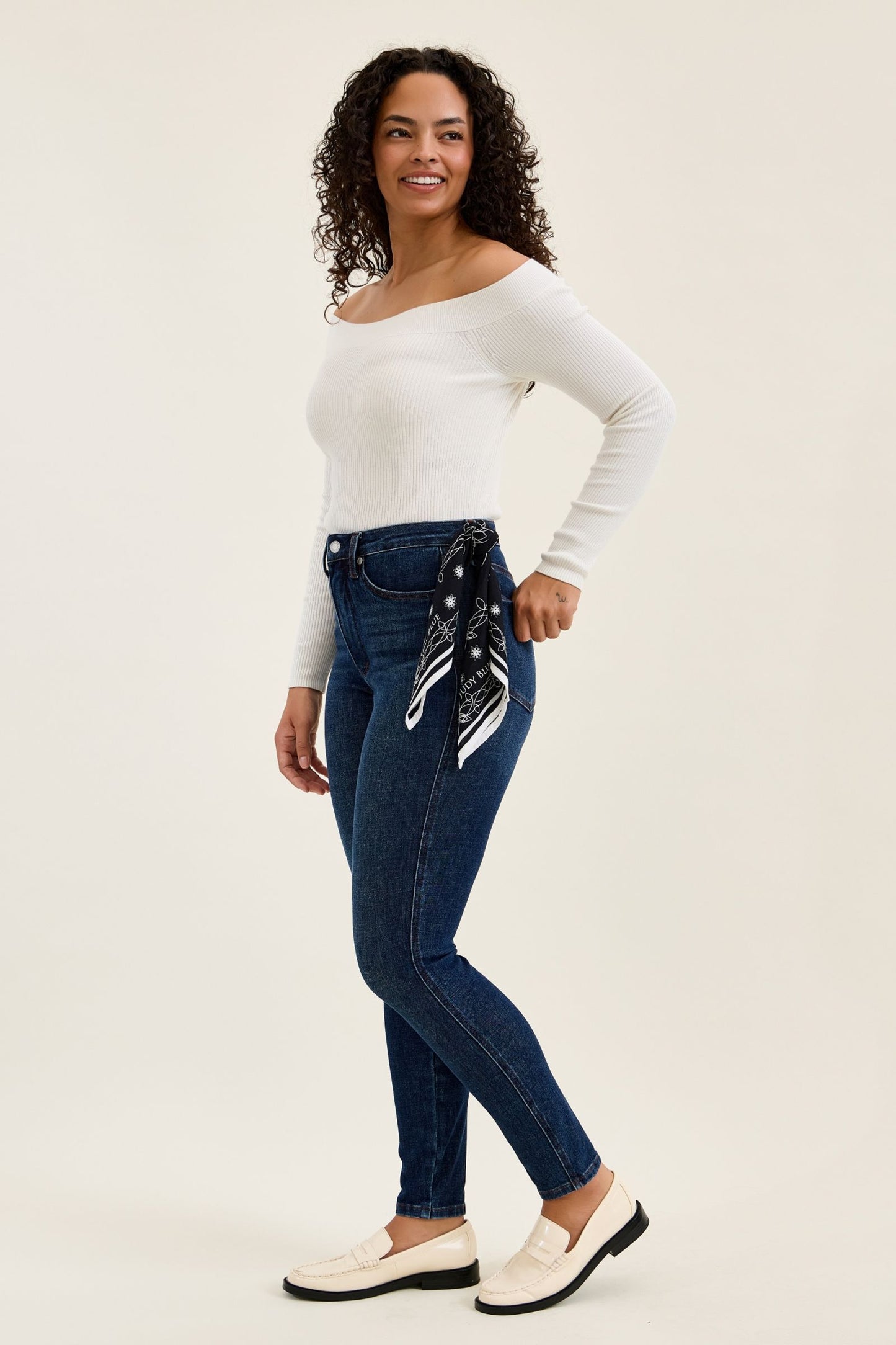 SIENNA Skinny w/ Bandana Loop Judy Blue