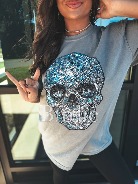 Faux Rhinestone Skull Graphic Tee 🩶