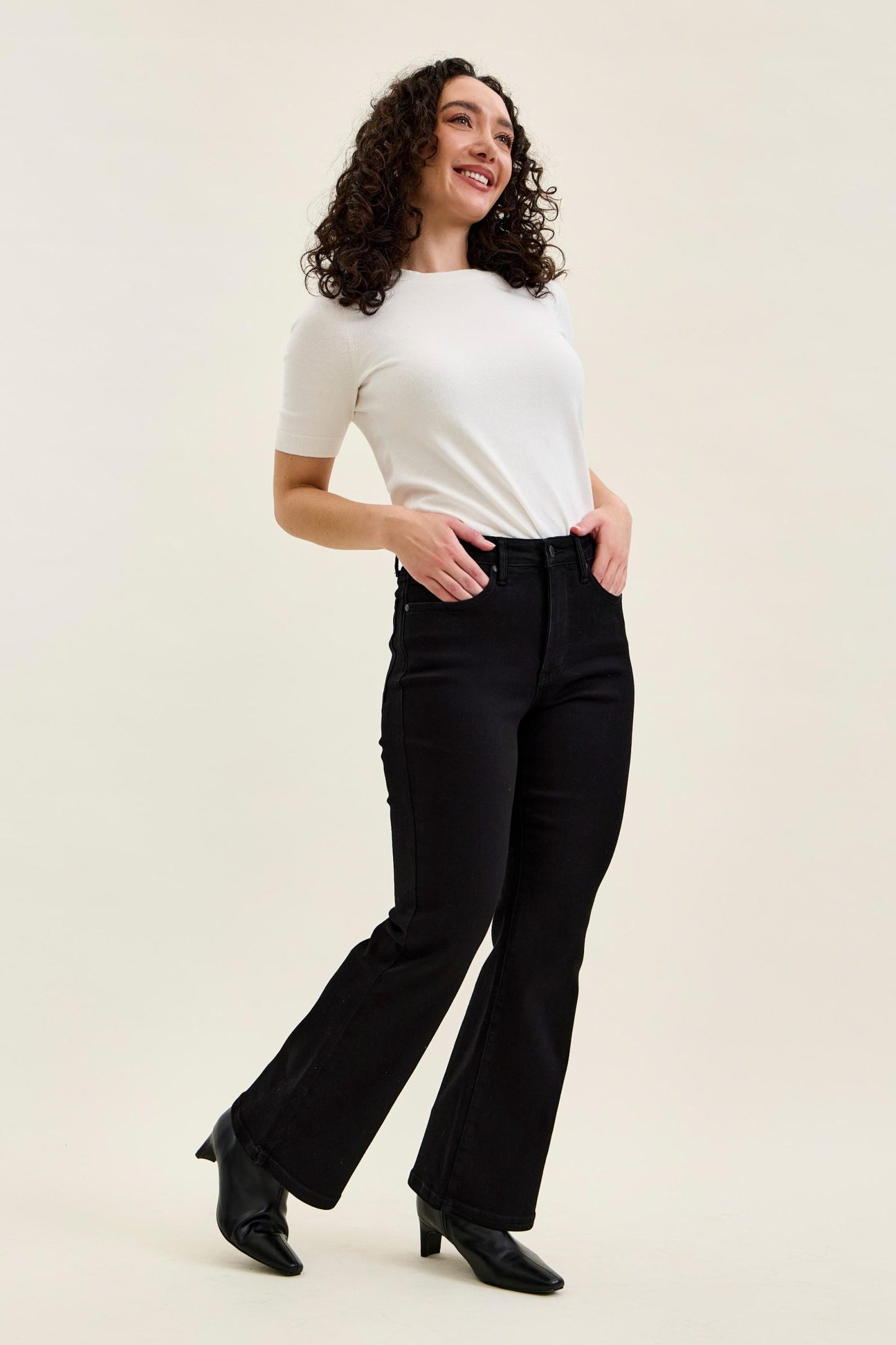 Petite T.C. Bootcut Judy Blue