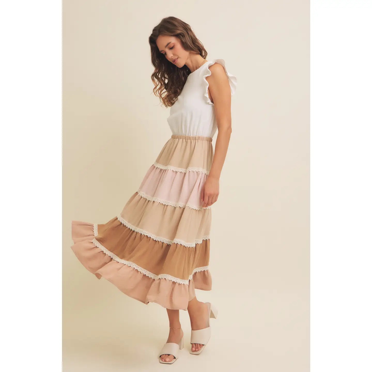 Vanilla Latte Tiered Color-Block Lace Ruffle Midi Dress 🤍