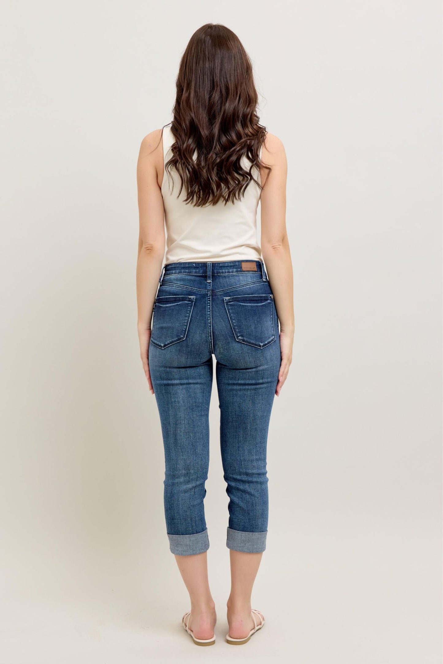 Dark Wash Cuffed Capri Judy Blue