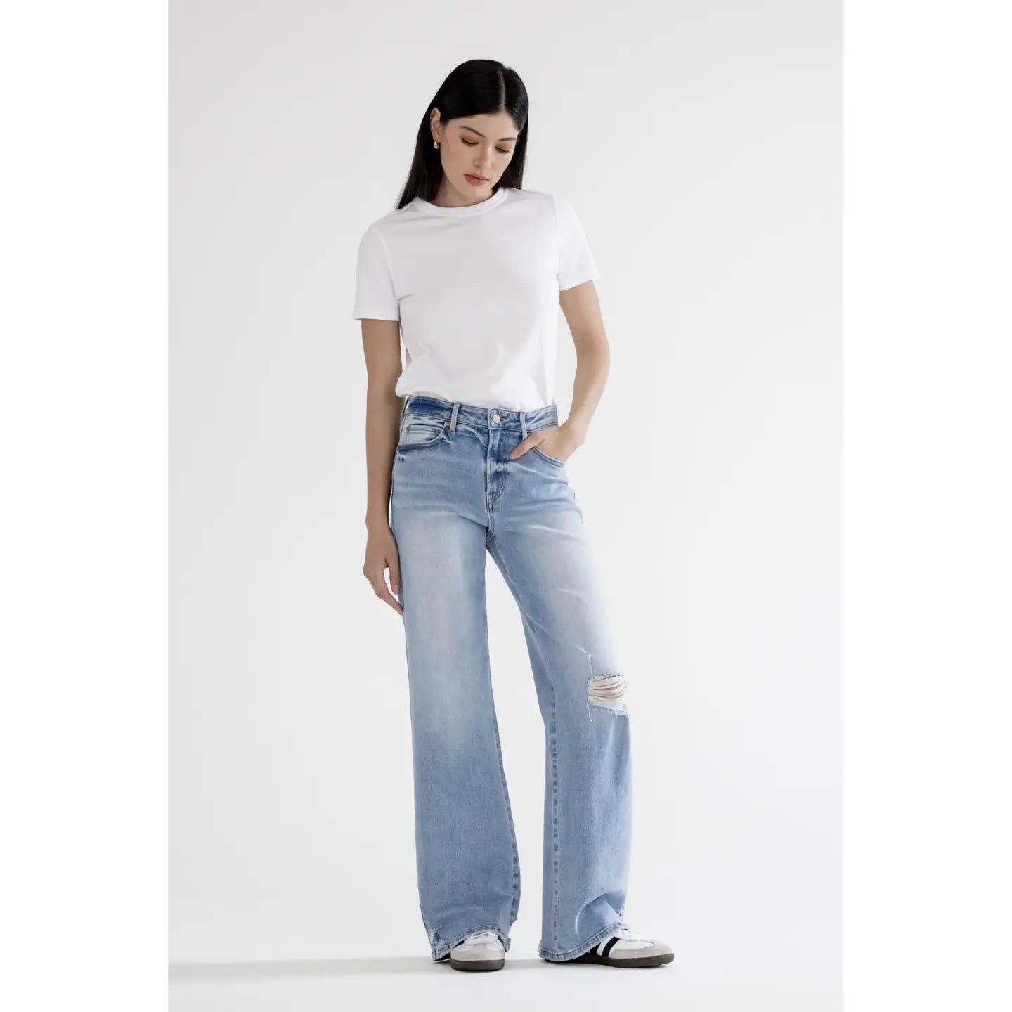 Mica High Rise Wide with Knee Distressed