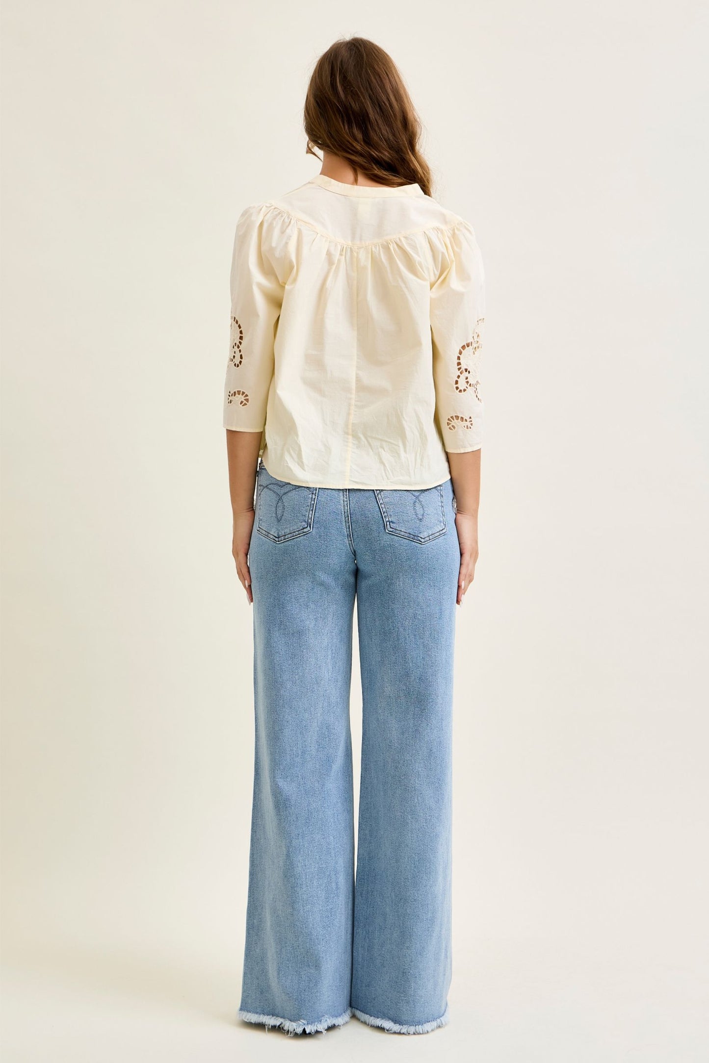 Retro Wide w/ Raw Twisted Outseam Judy Blue