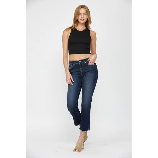 Mica Freestyle Mid Rise Crop