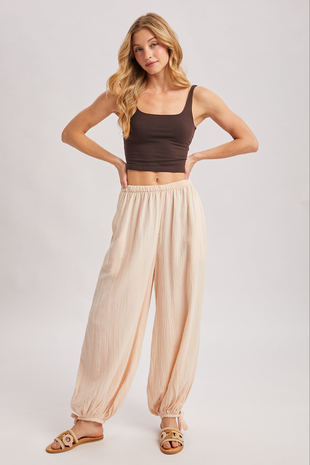 Crinkled Gauze Jogger Pants (Ecru)