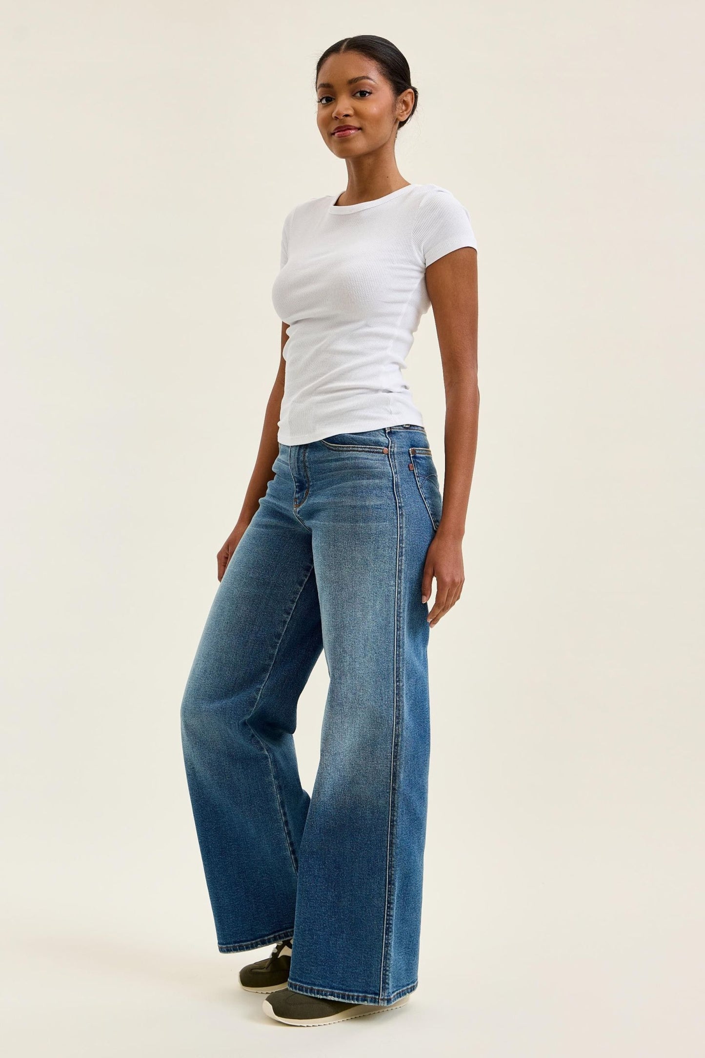 Retro Wide Judy Blue