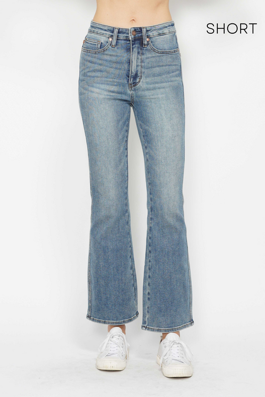 Tummy Control Short Inseam Embroidered Bootcut Judy Blue *runs small, size up