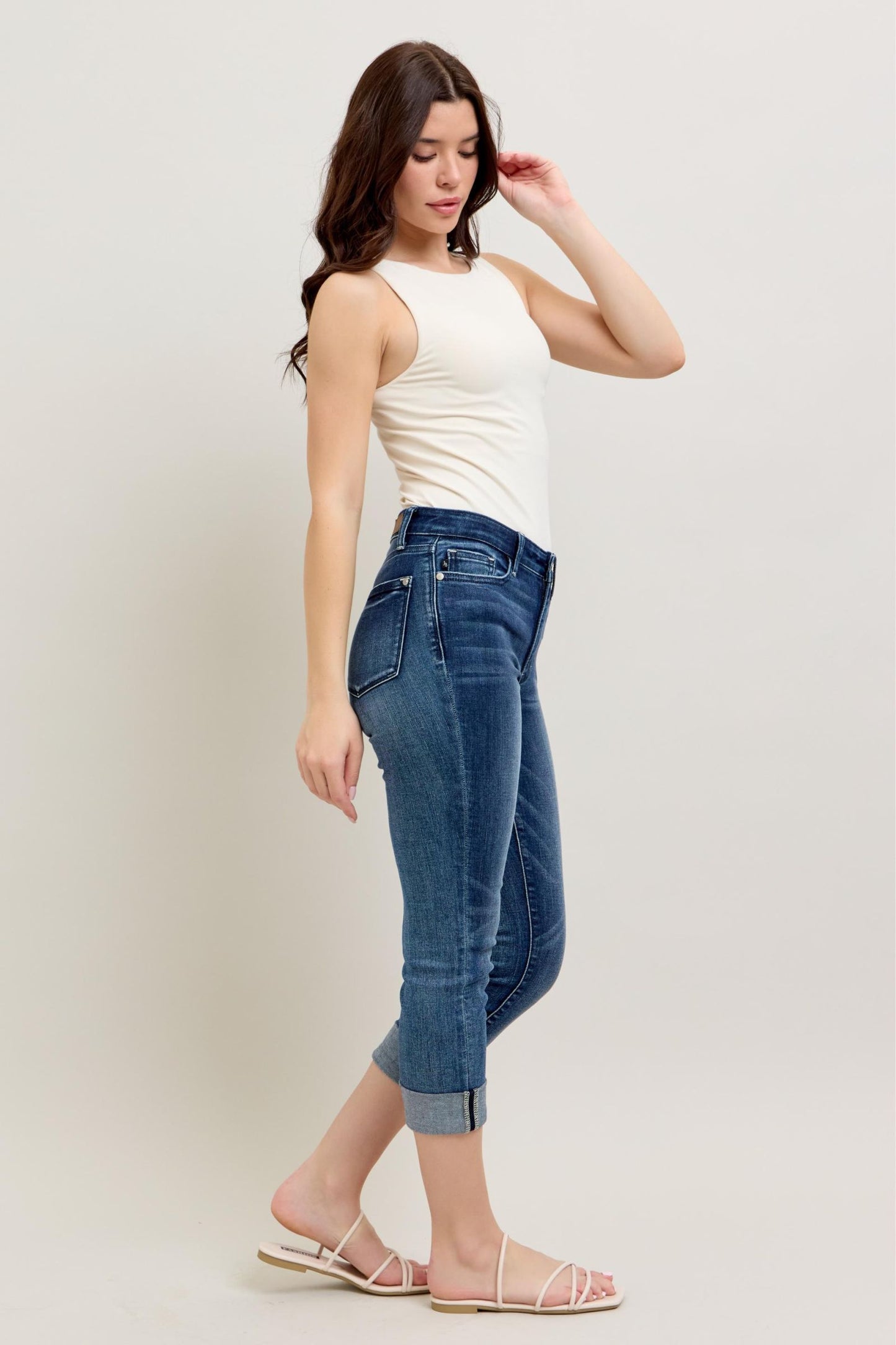 Dark Wash Cuffed Capri Judy Blue