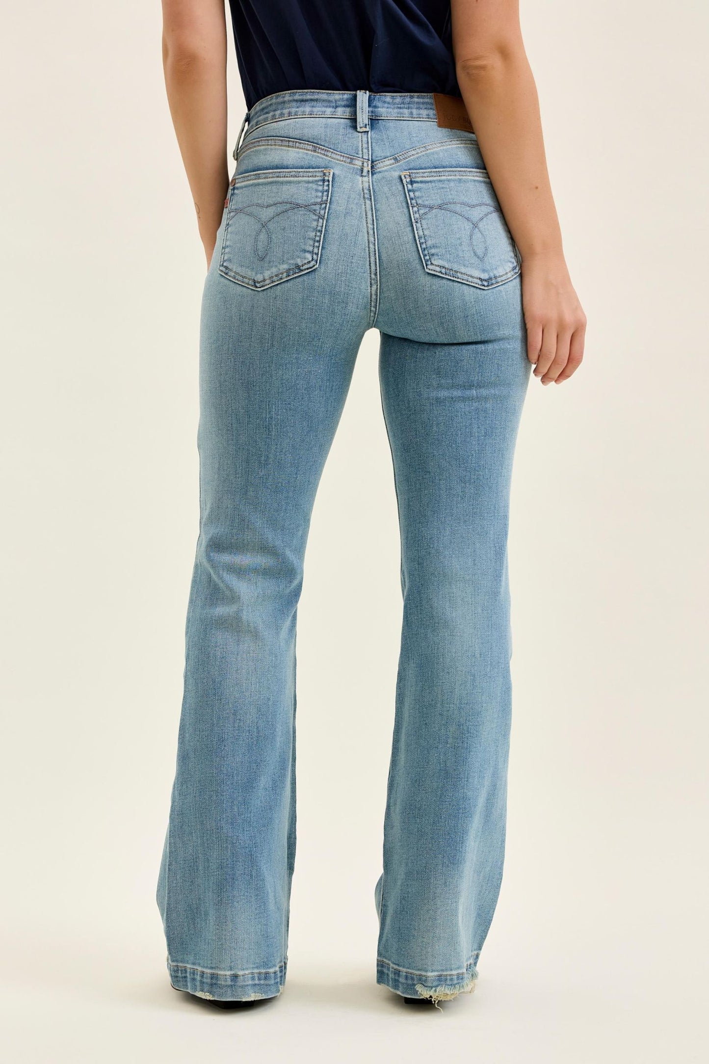 Midrise Flare Judy Blue (Short Inseam)