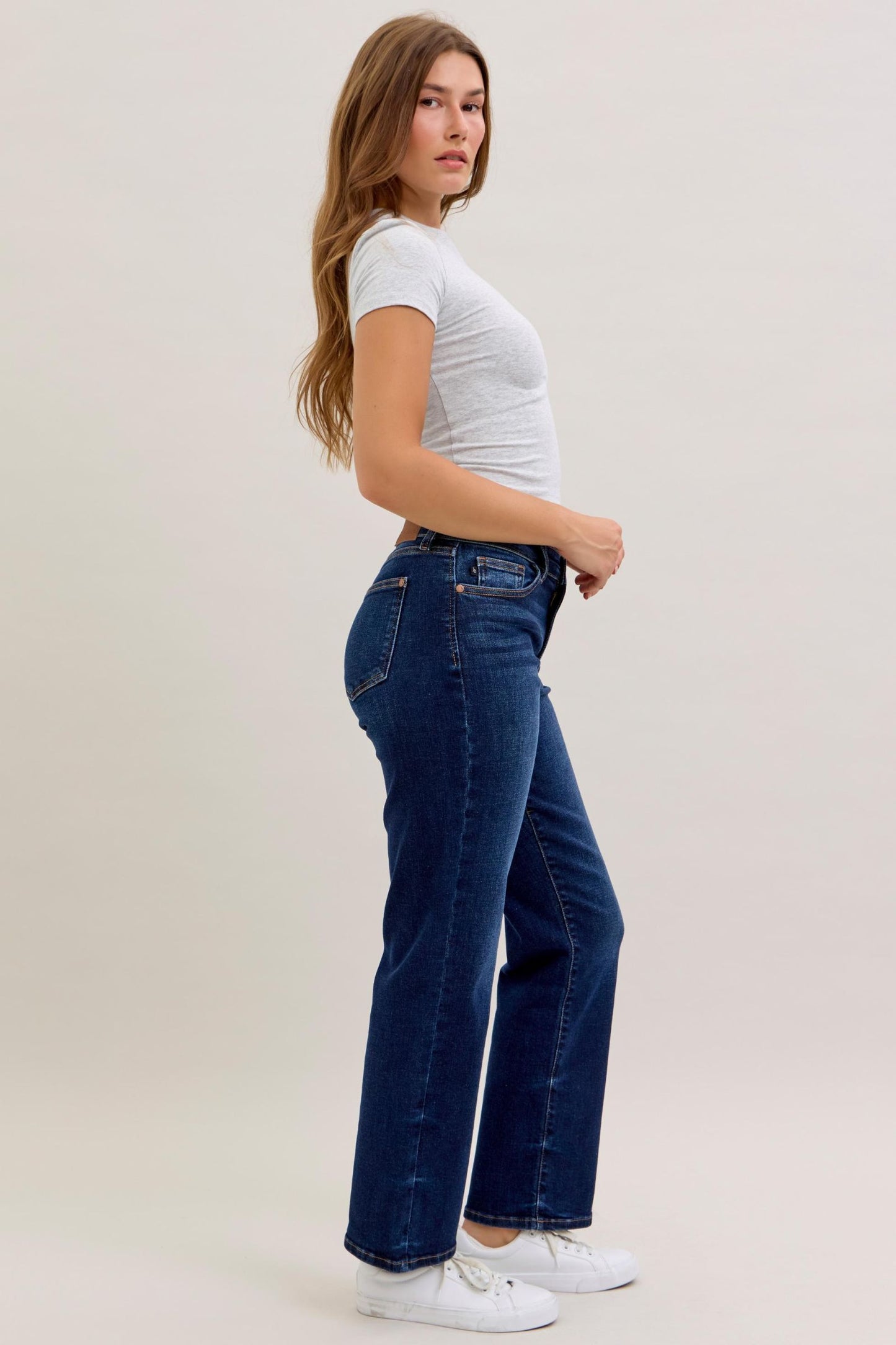 Midrise Straight Judy Blue (Short Inseam)