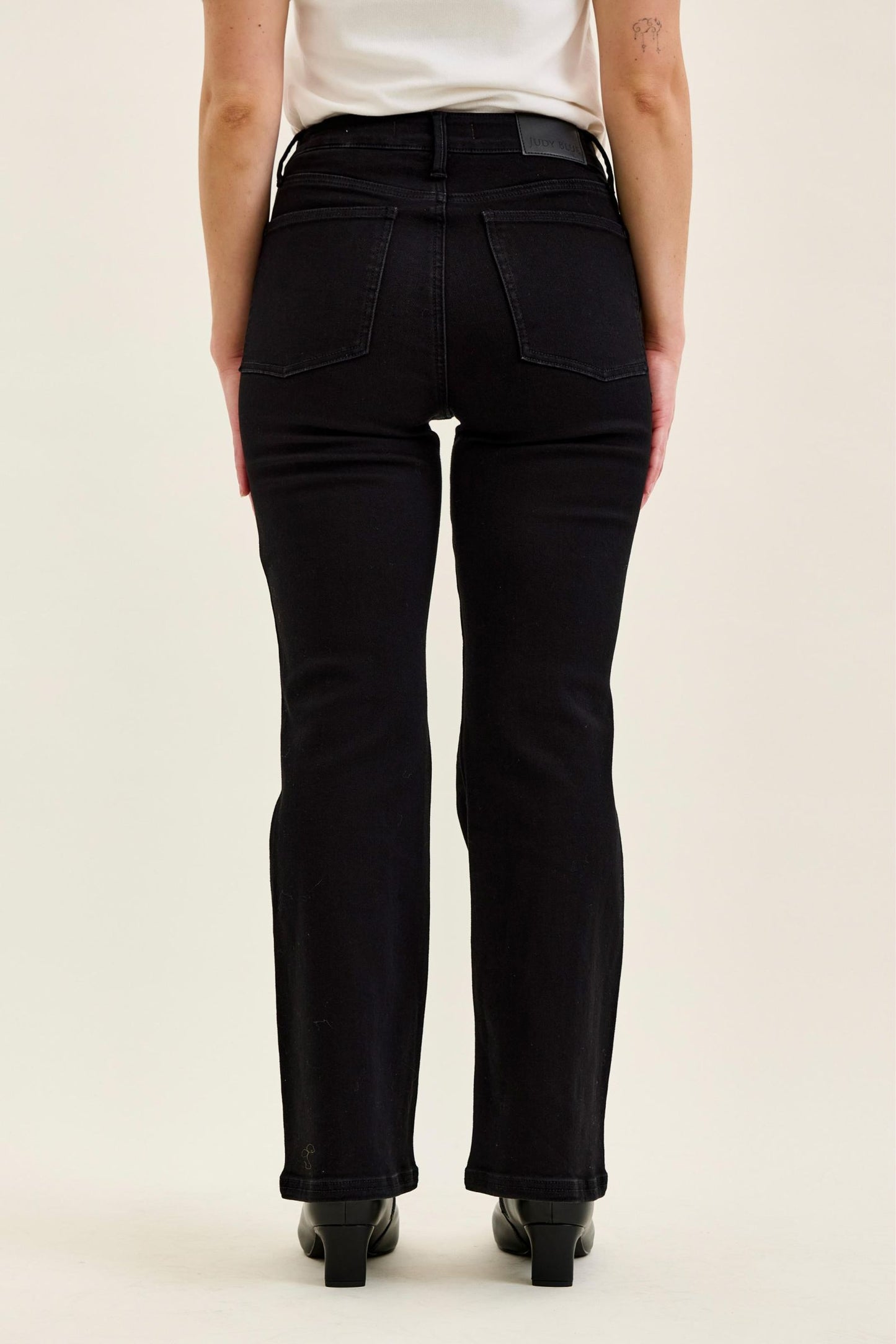 Petite T.C. Bootcut Judy Blue