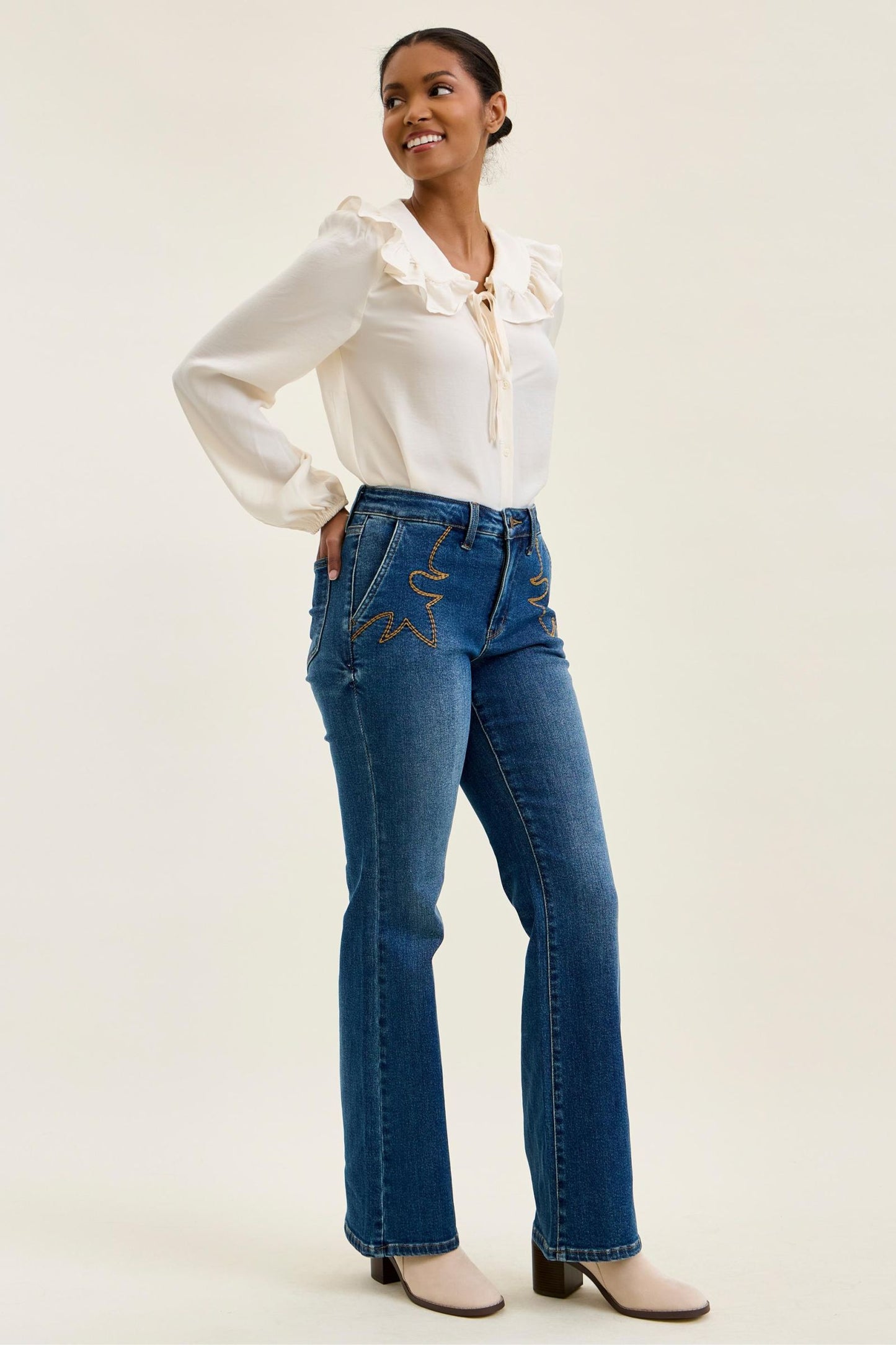 Bootcut w/ Cowboy Boot Stitching Saddle Blue Judy Blue