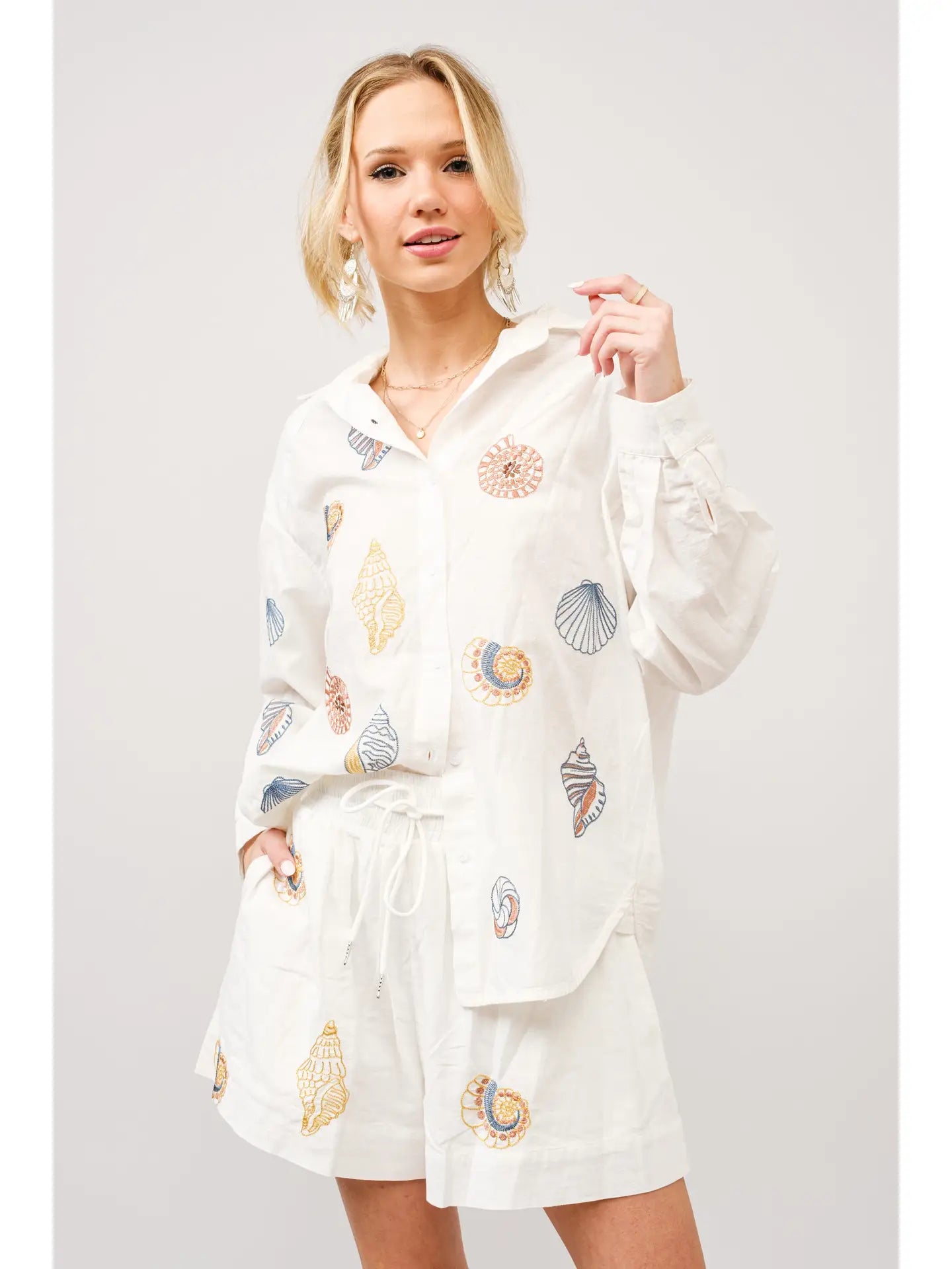 Linen Seashell Embroidered Shirt